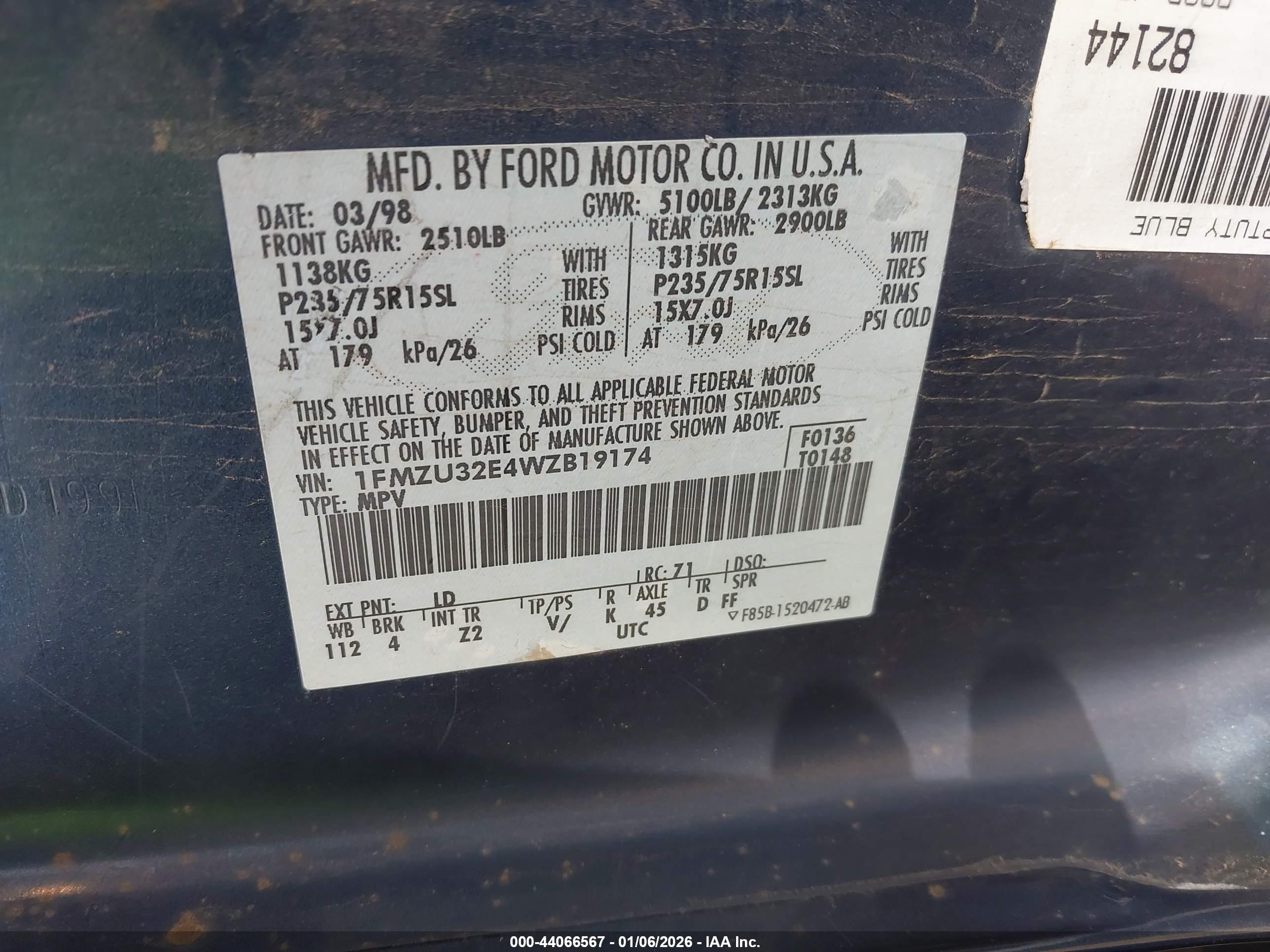 FORD EXPLORER image 9