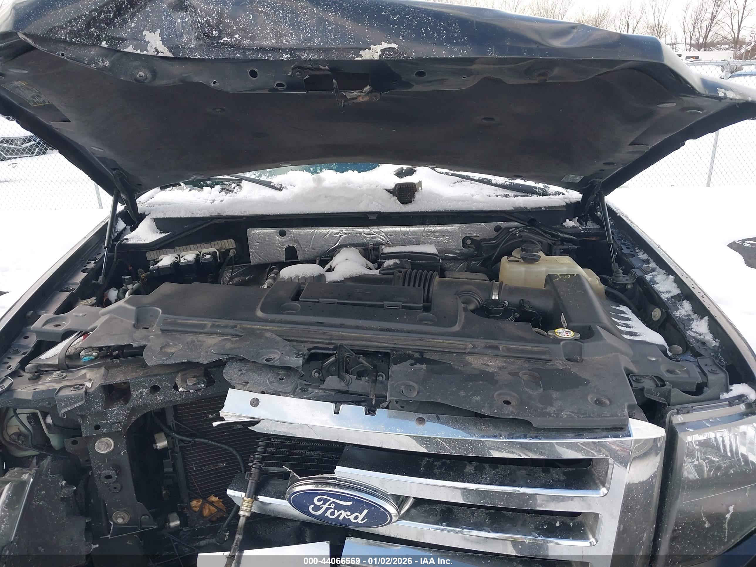 FORD EXPEDITION image 10