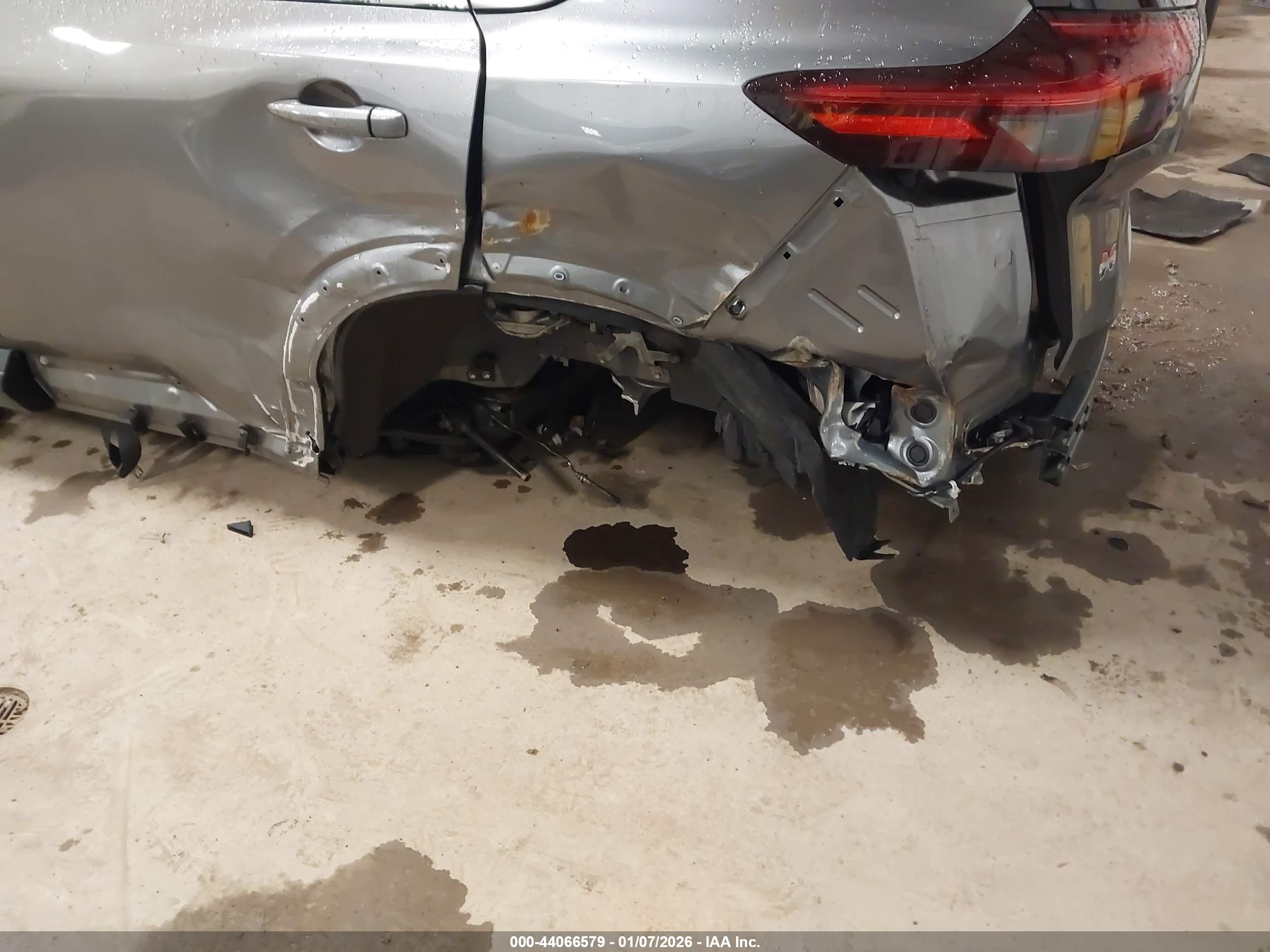 NISSAN ROGUE image 6