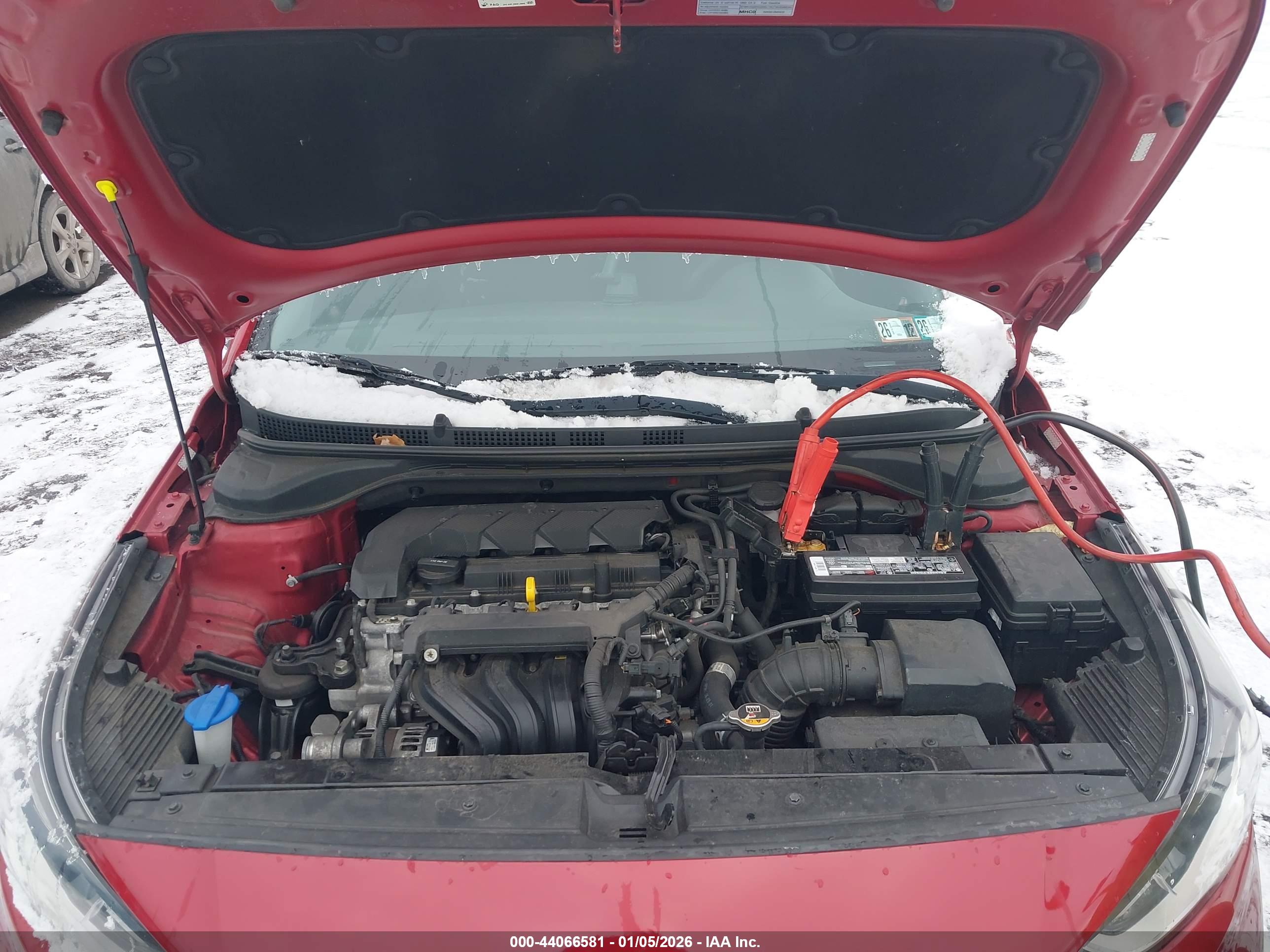 HYUNDAI ACCENT image 10