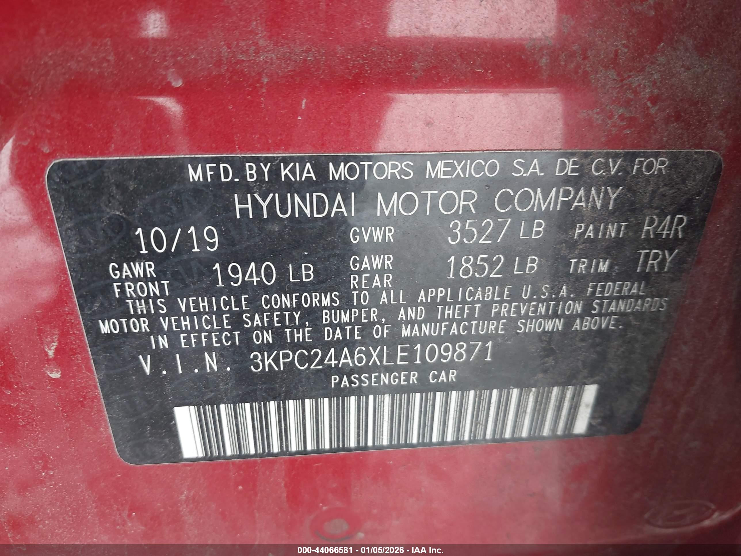 HYUNDAI ACCENT image 9