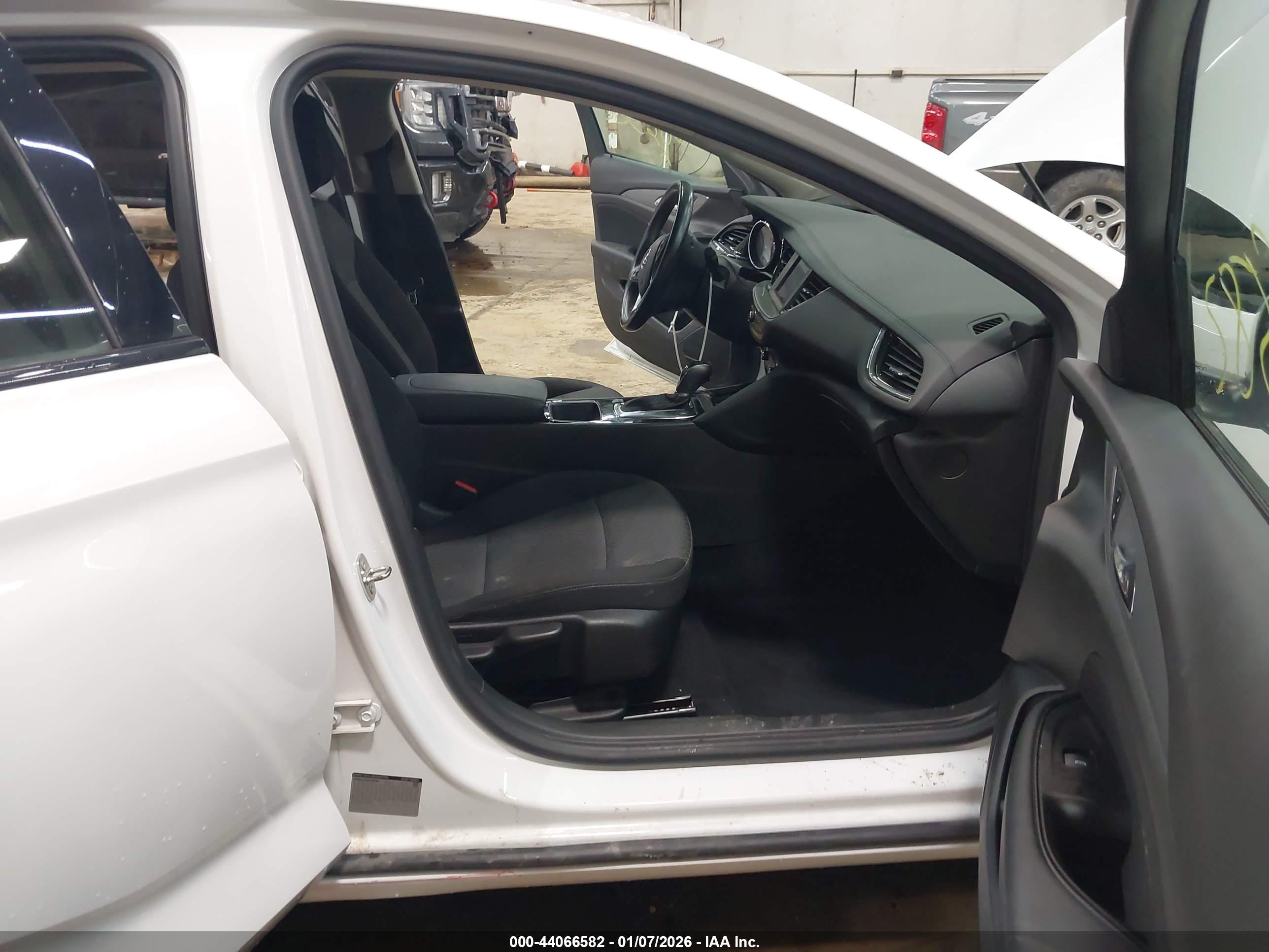 BUICK REGAL image 5