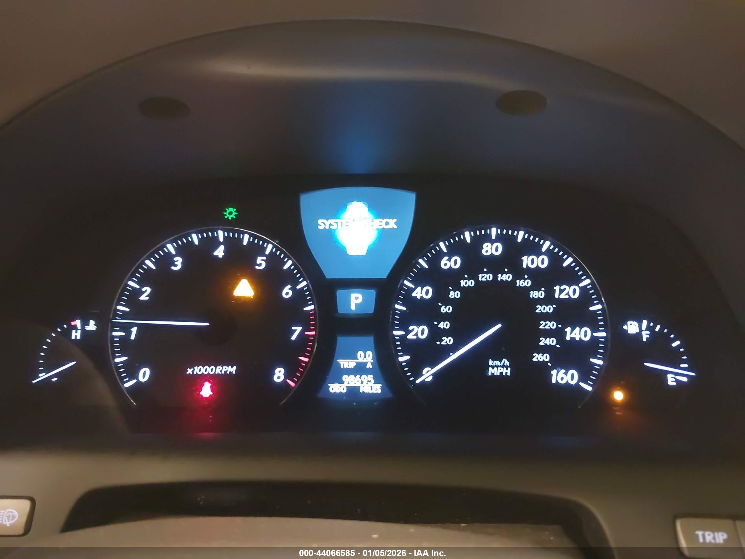 LEXUS LS image 7