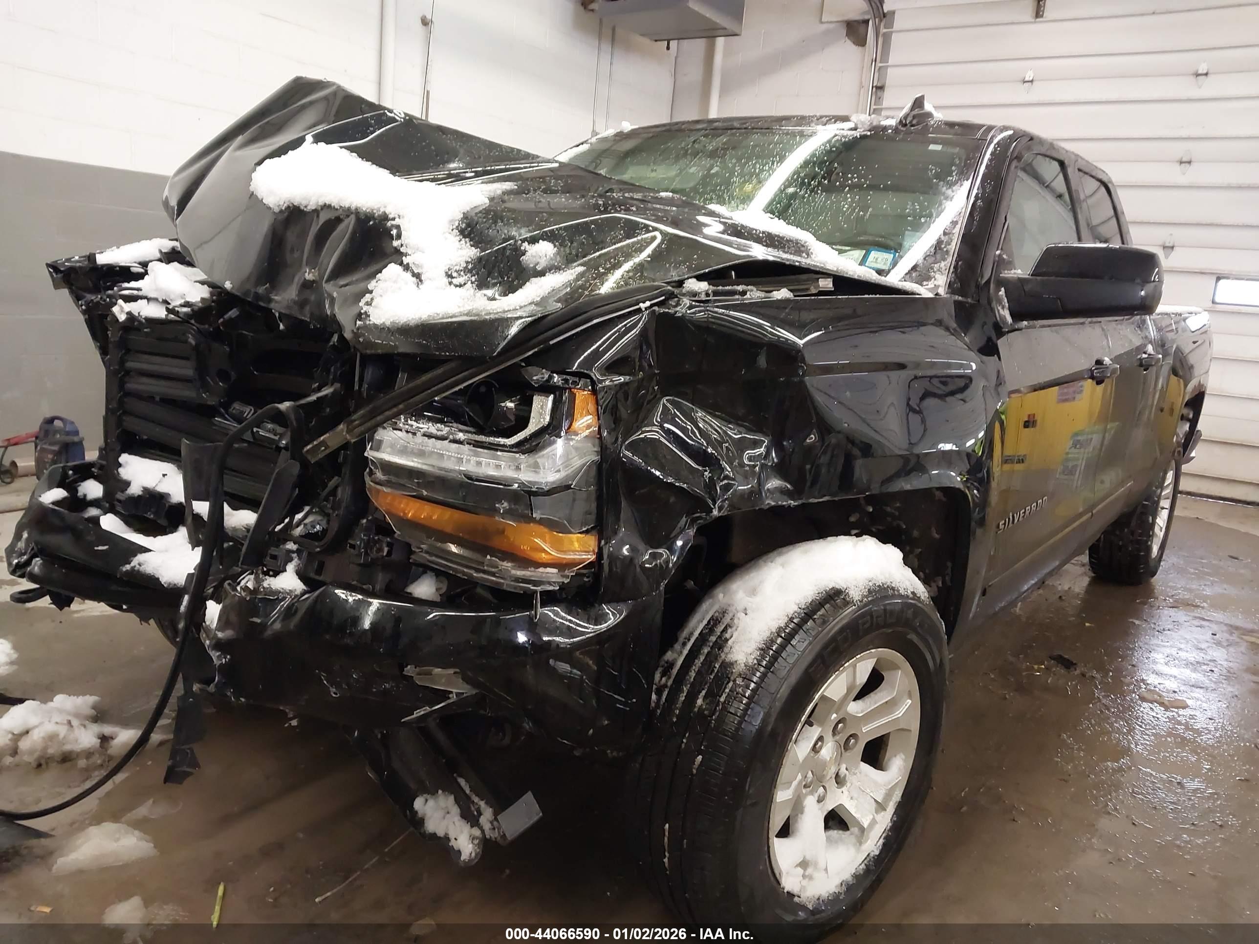 CHEVROLET SILVERADO image 2