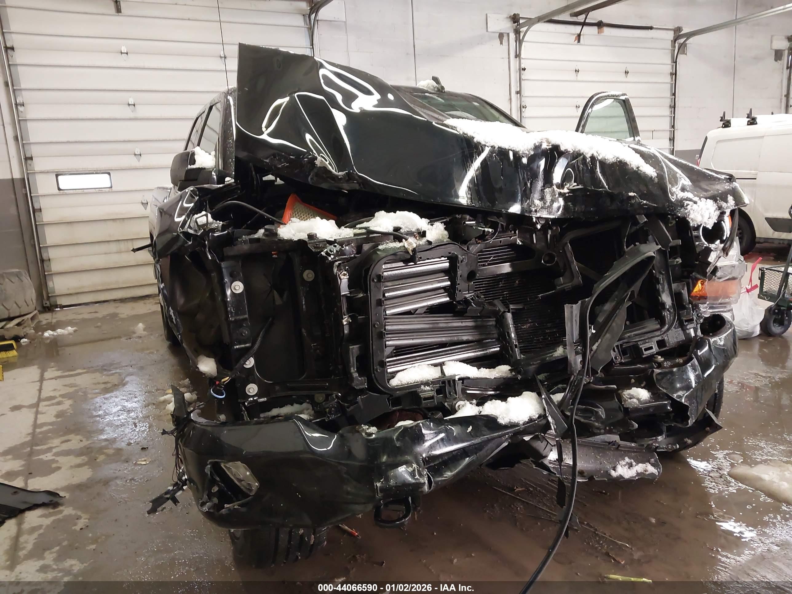 CHEVROLET SILVERADO image 6