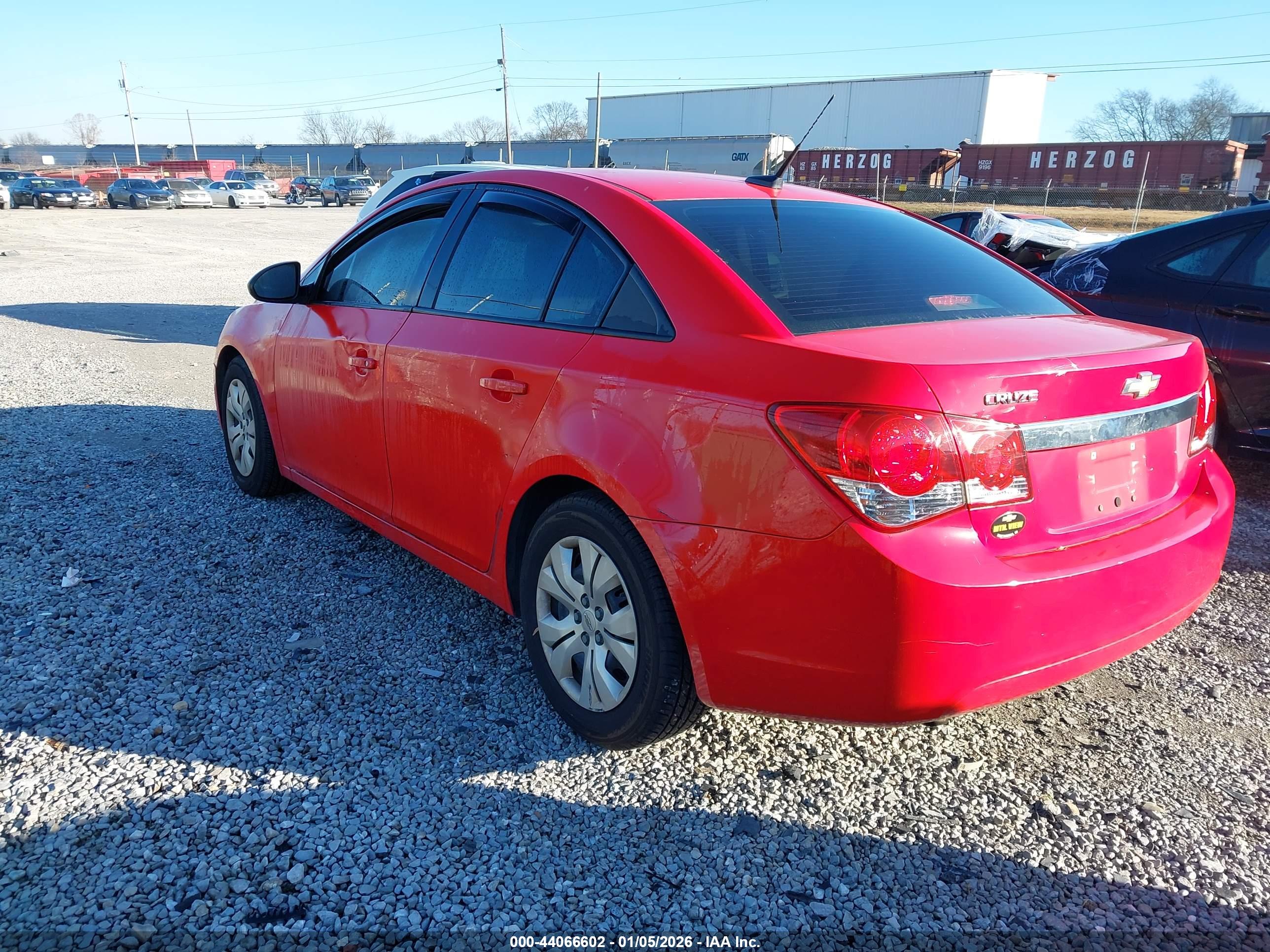 CHEVROLET CRUZE image 3