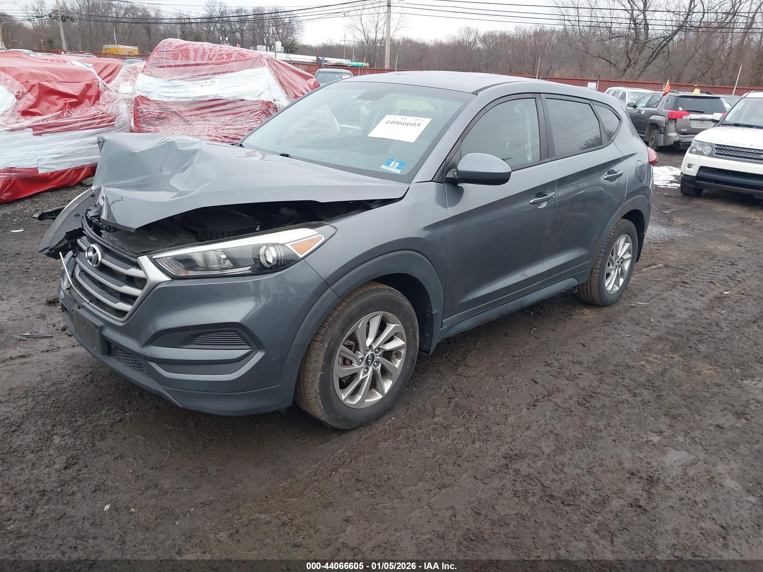 HYUNDAI TUCSON image 2