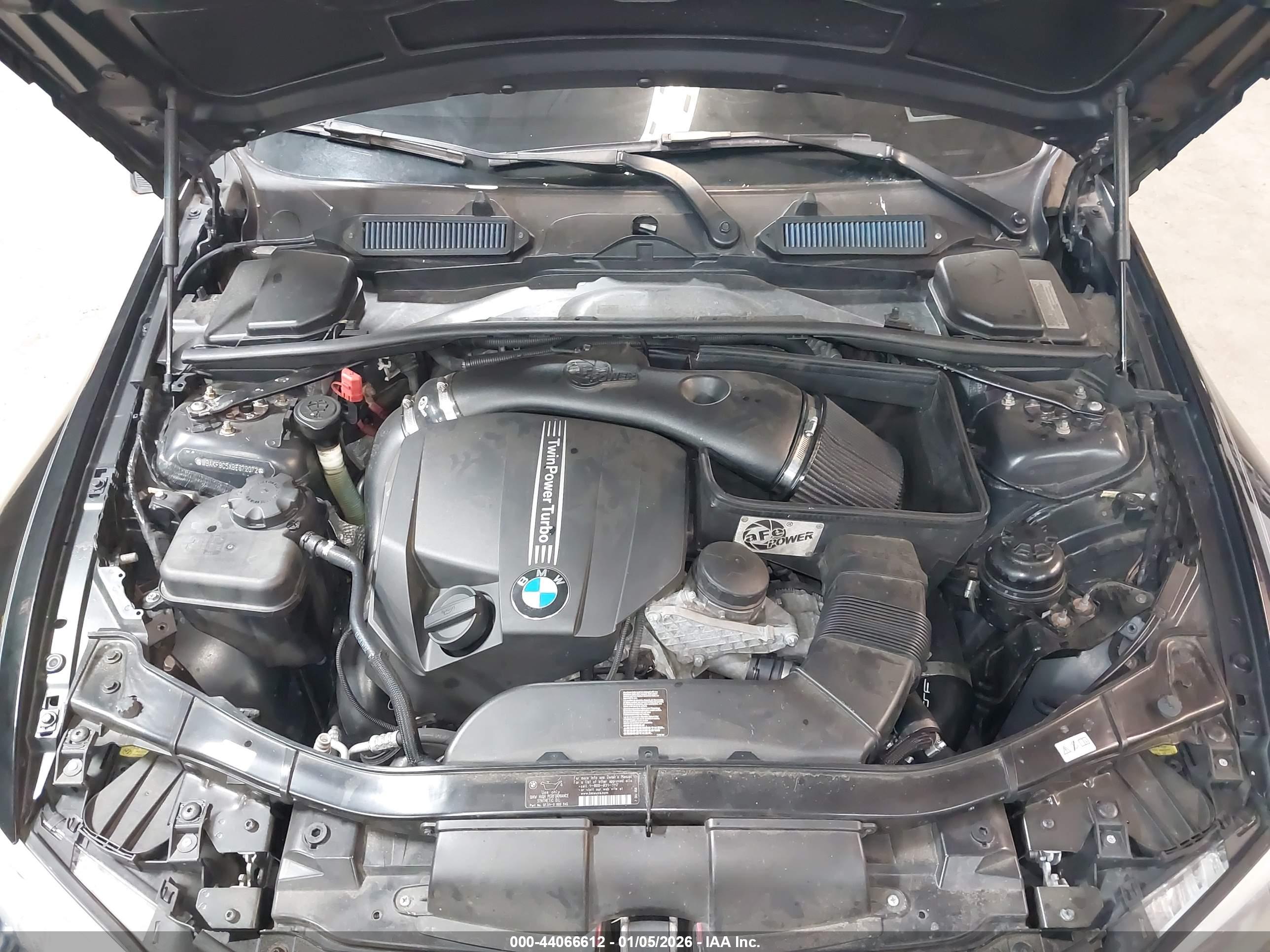 BMW 335I image 10