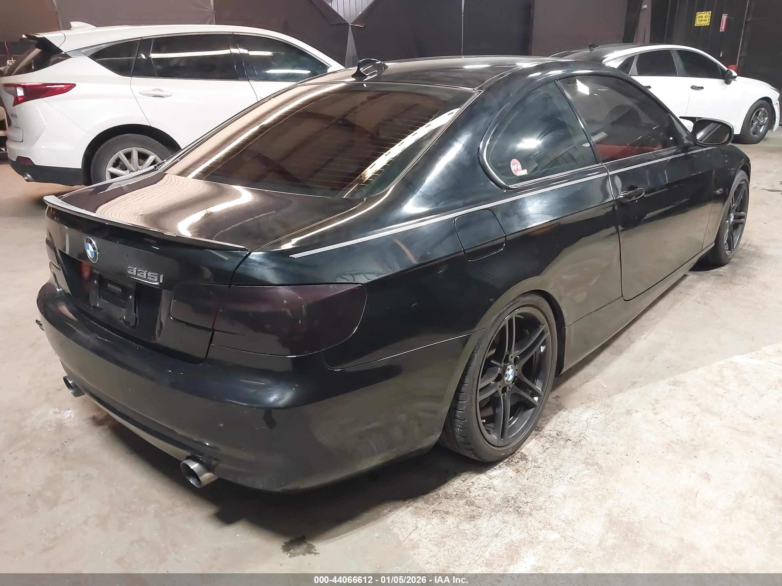 BMW 335I image 4