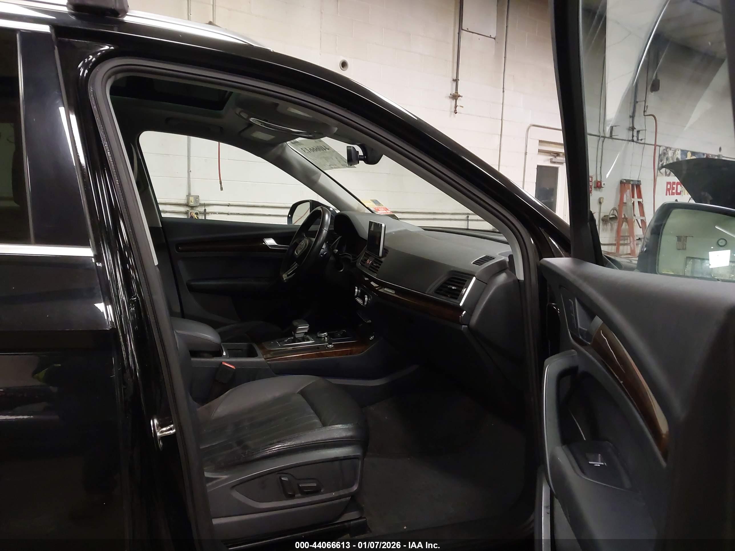 AUDI Q5 image 5
