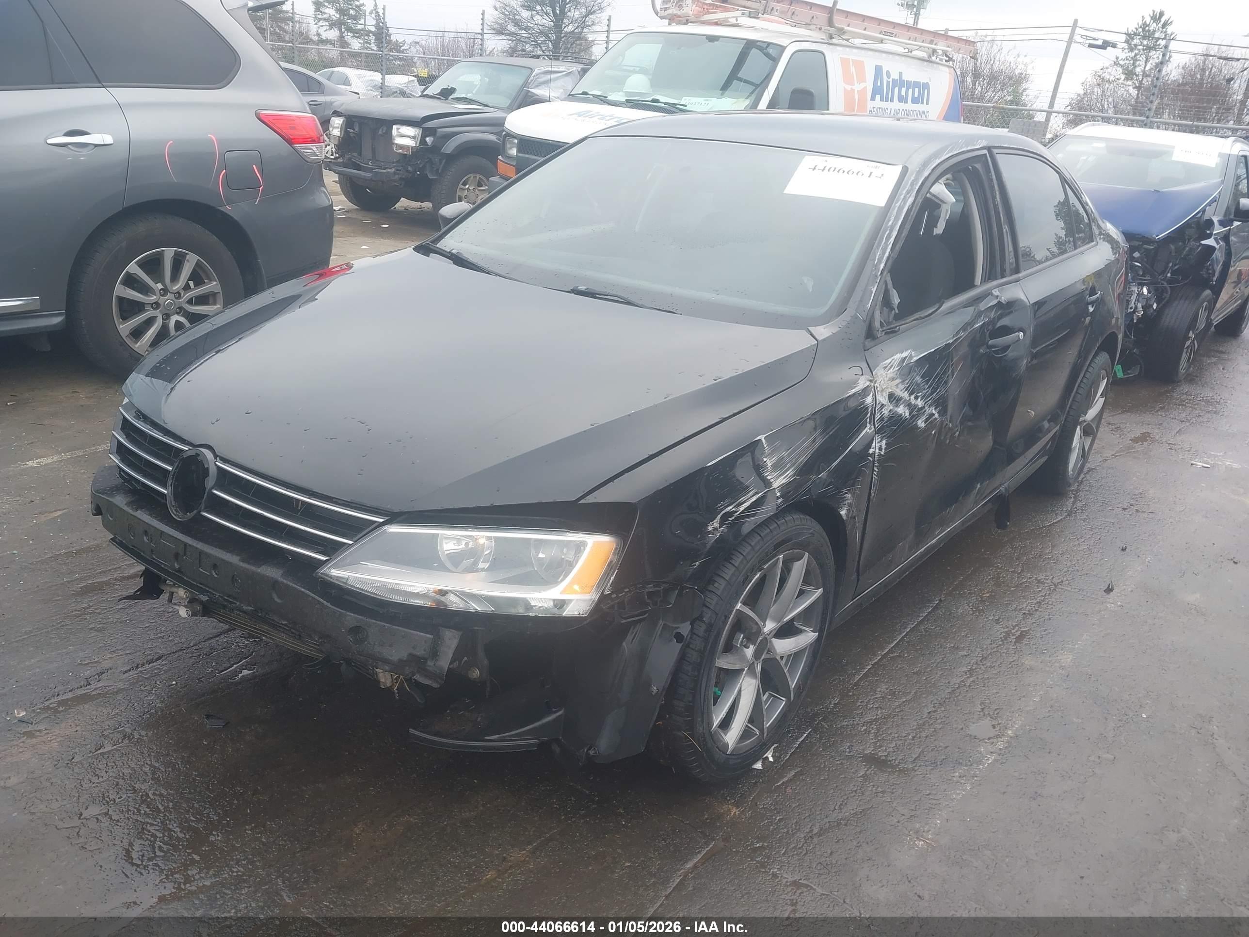 VOLKSWAGEN JETTA image 2