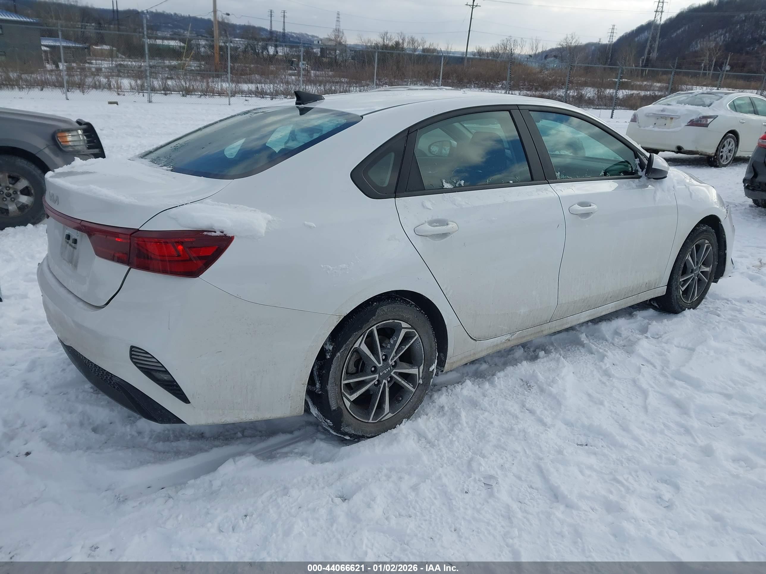 KIA FORTE image 4