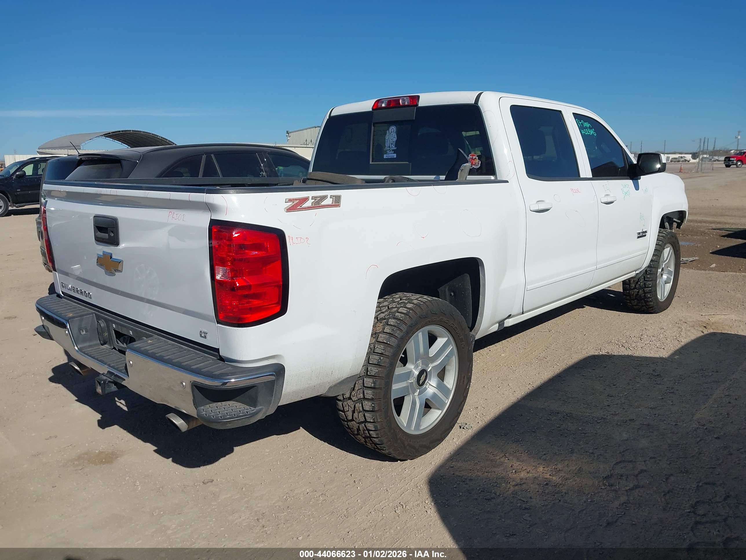 CHEVROLET SILVERADO image 4
