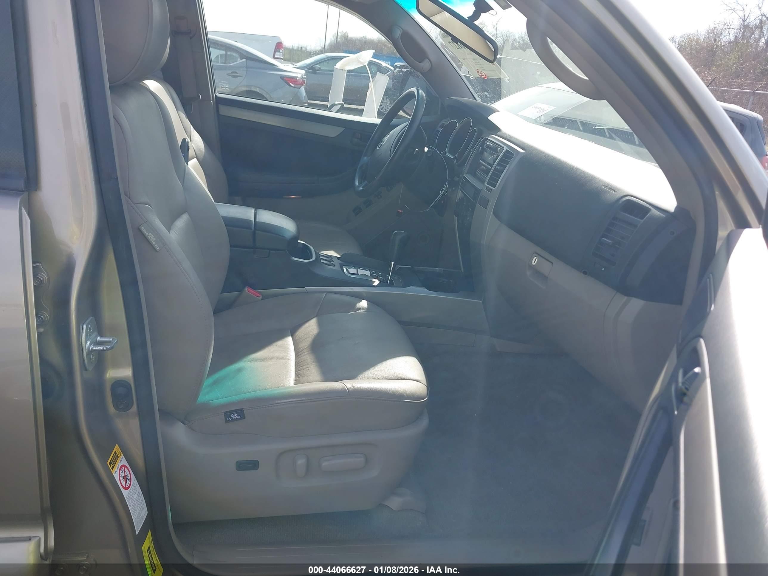 TOYOTA 4RUNNER image 5