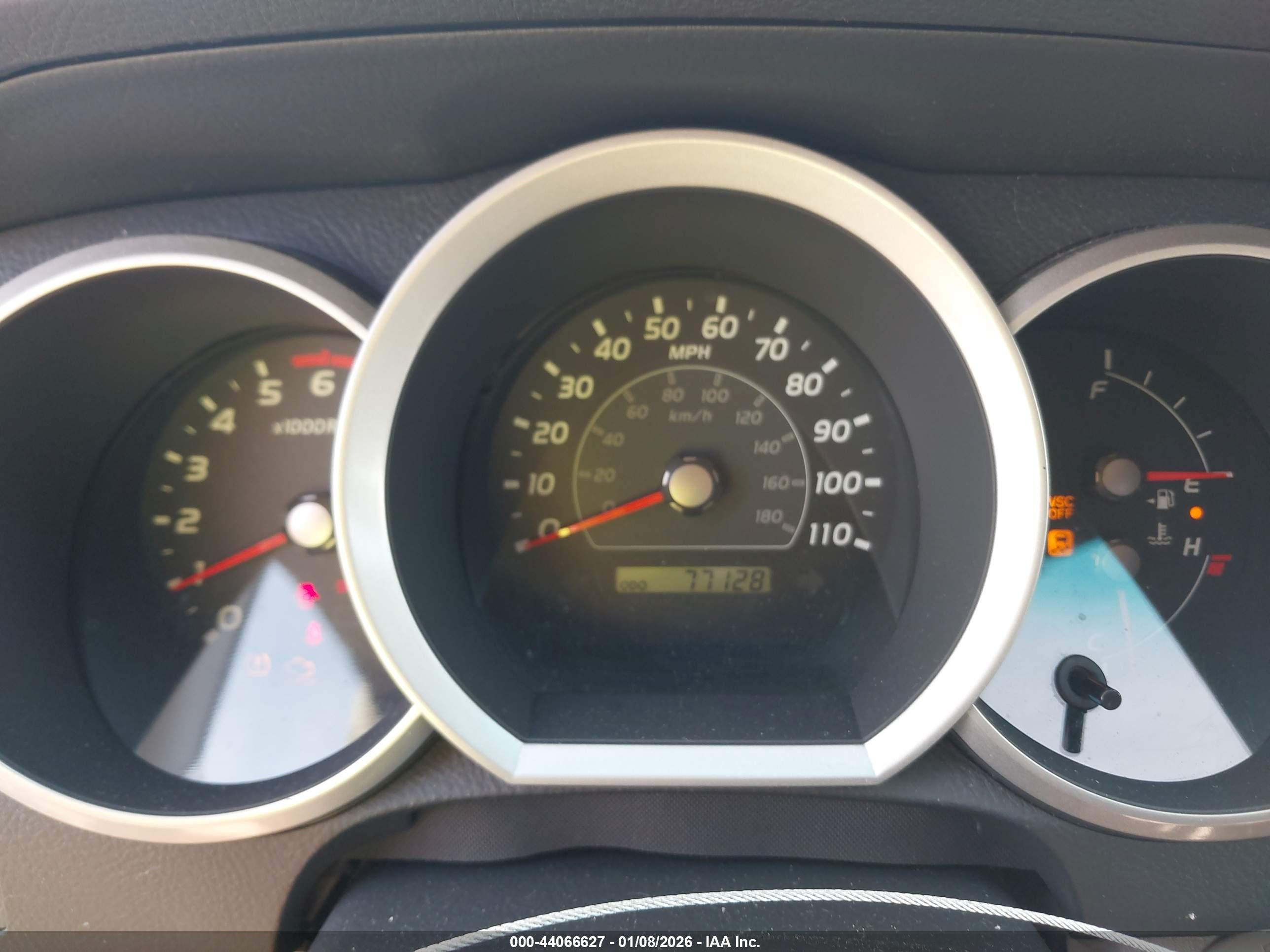 TOYOTA 4RUNNER image 7