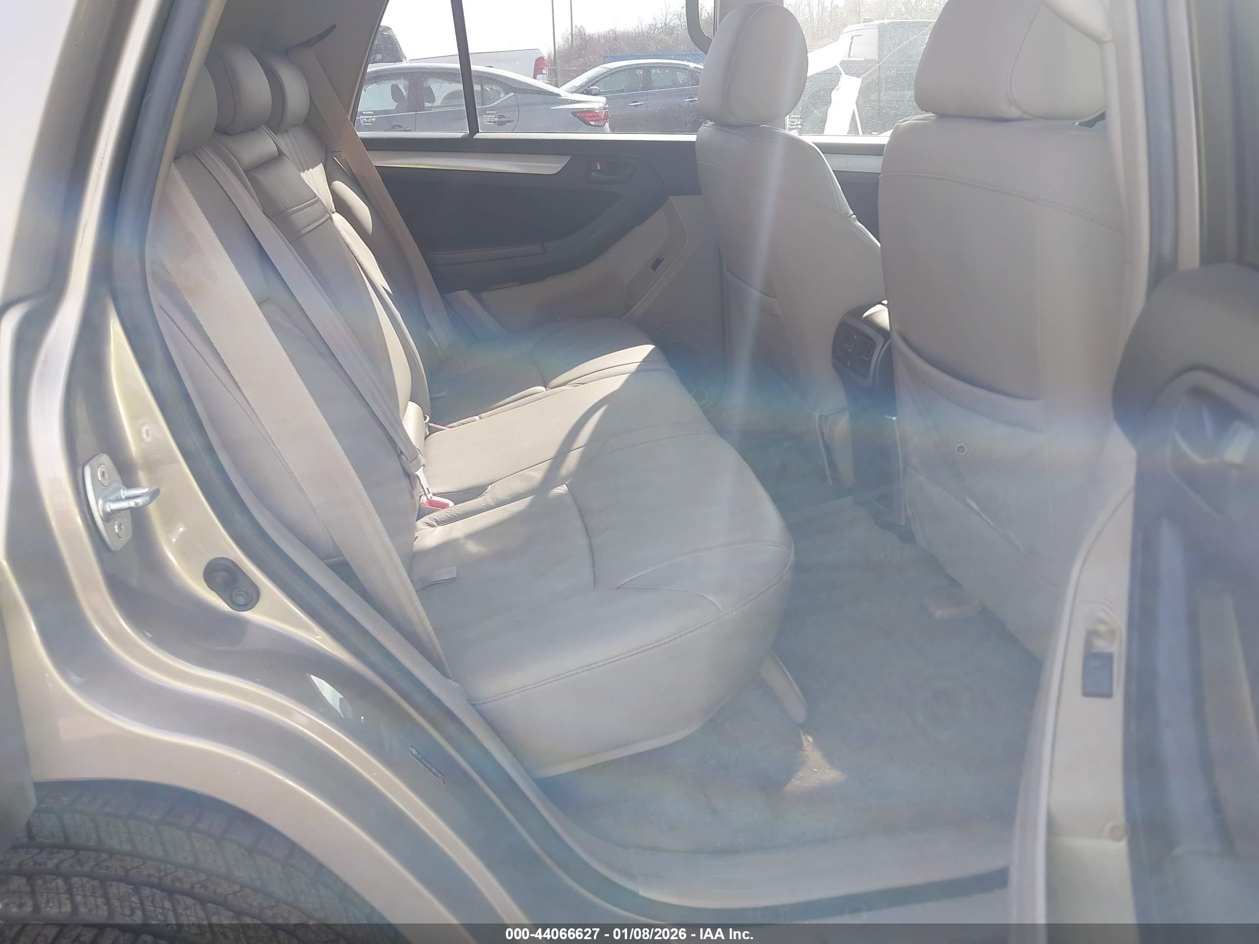 TOYOTA 4RUNNER image 8