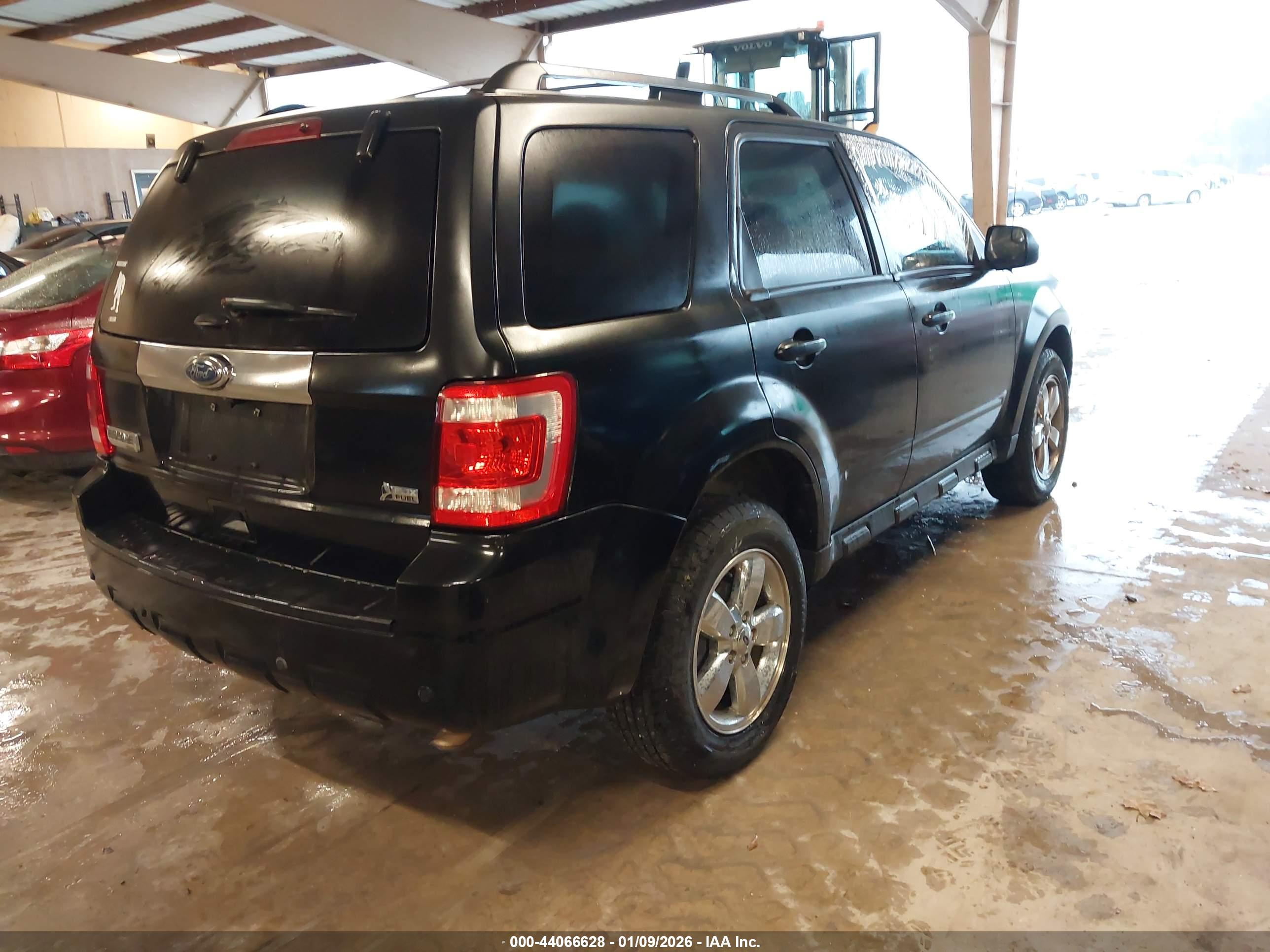 FORD ESCAPE image 4