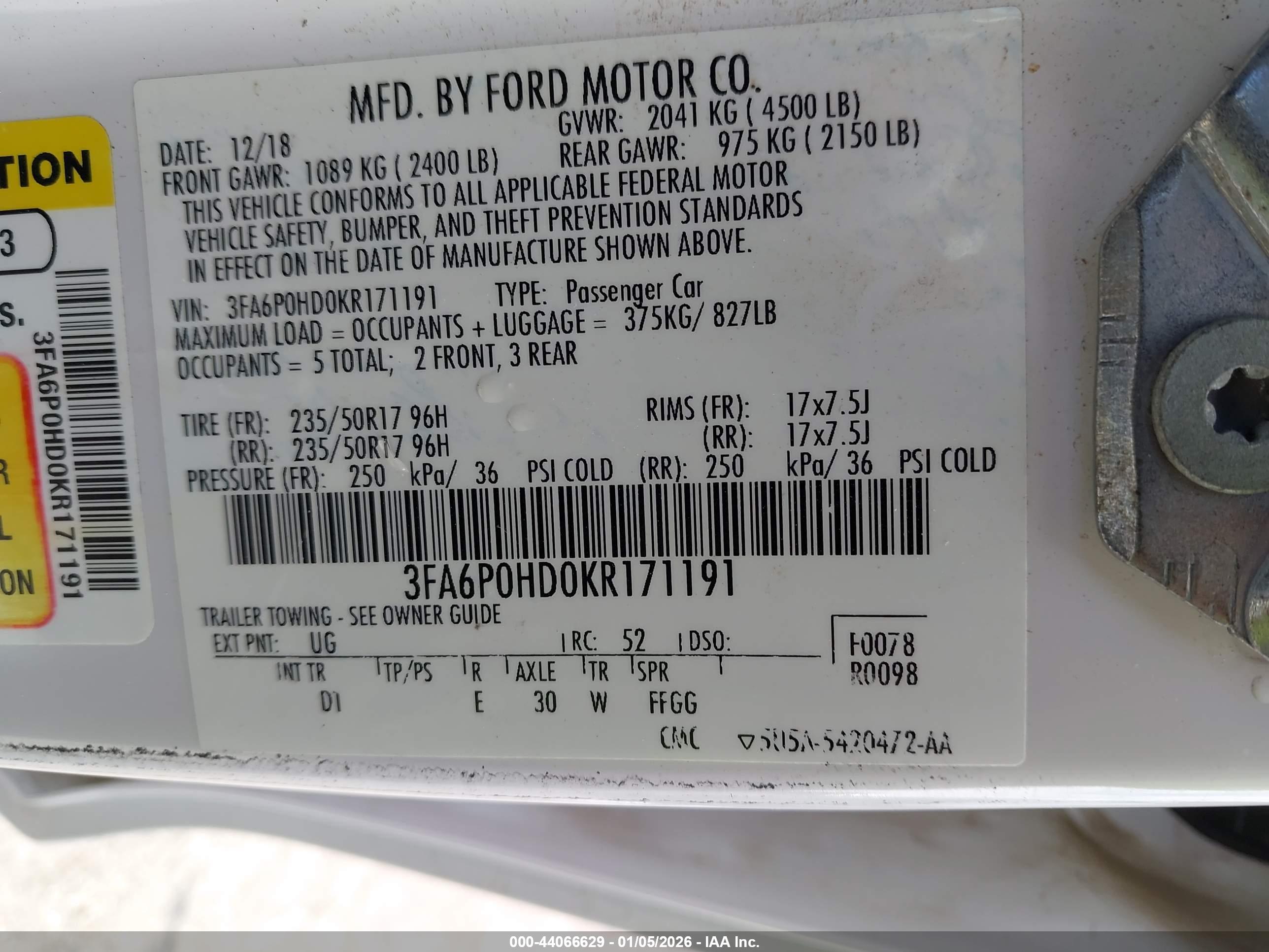 FORD FUSION image 9
