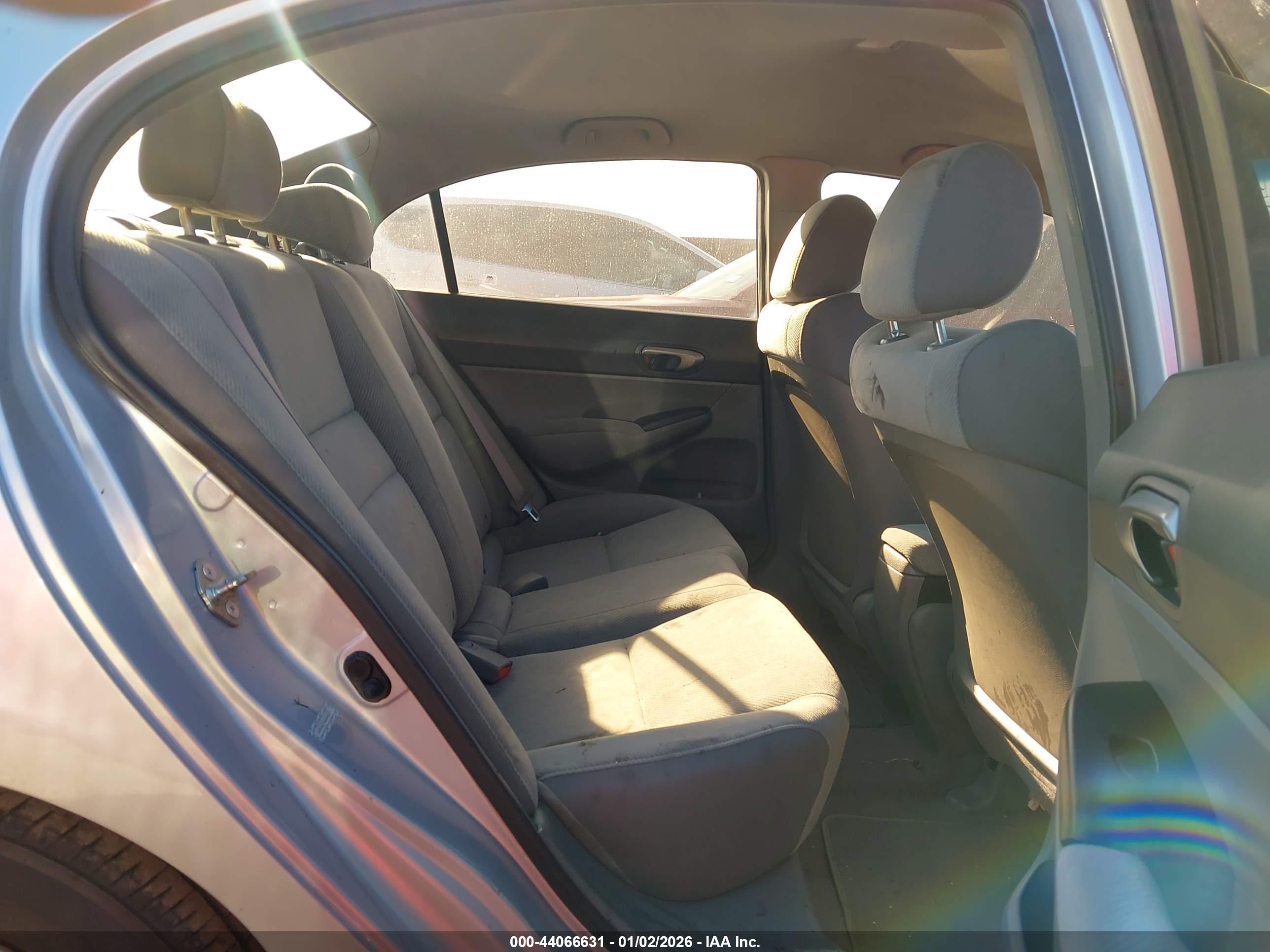 HONDA CIVIC image 8