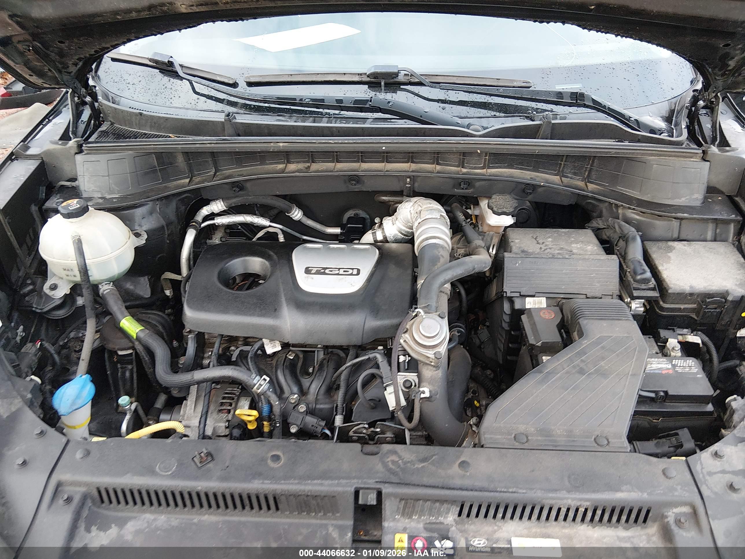 HYUNDAI TUCSON image 10