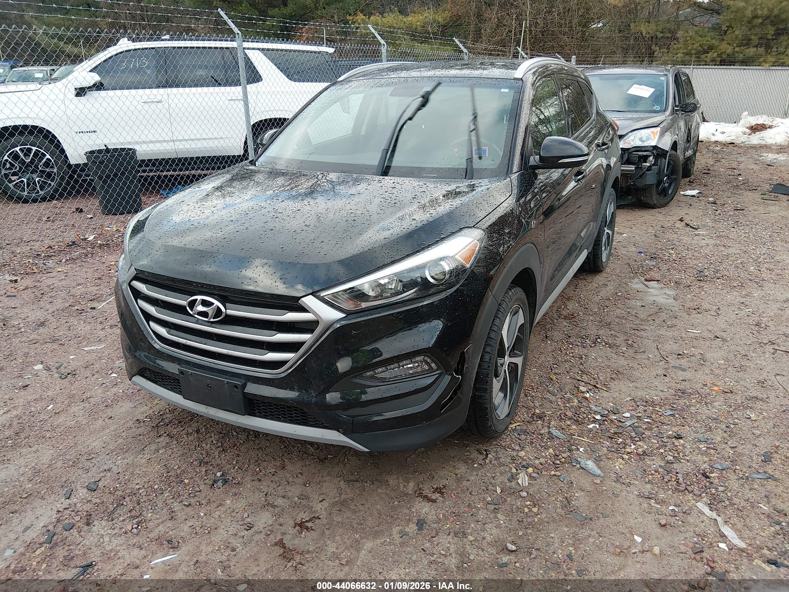 HYUNDAI TUCSON image 2