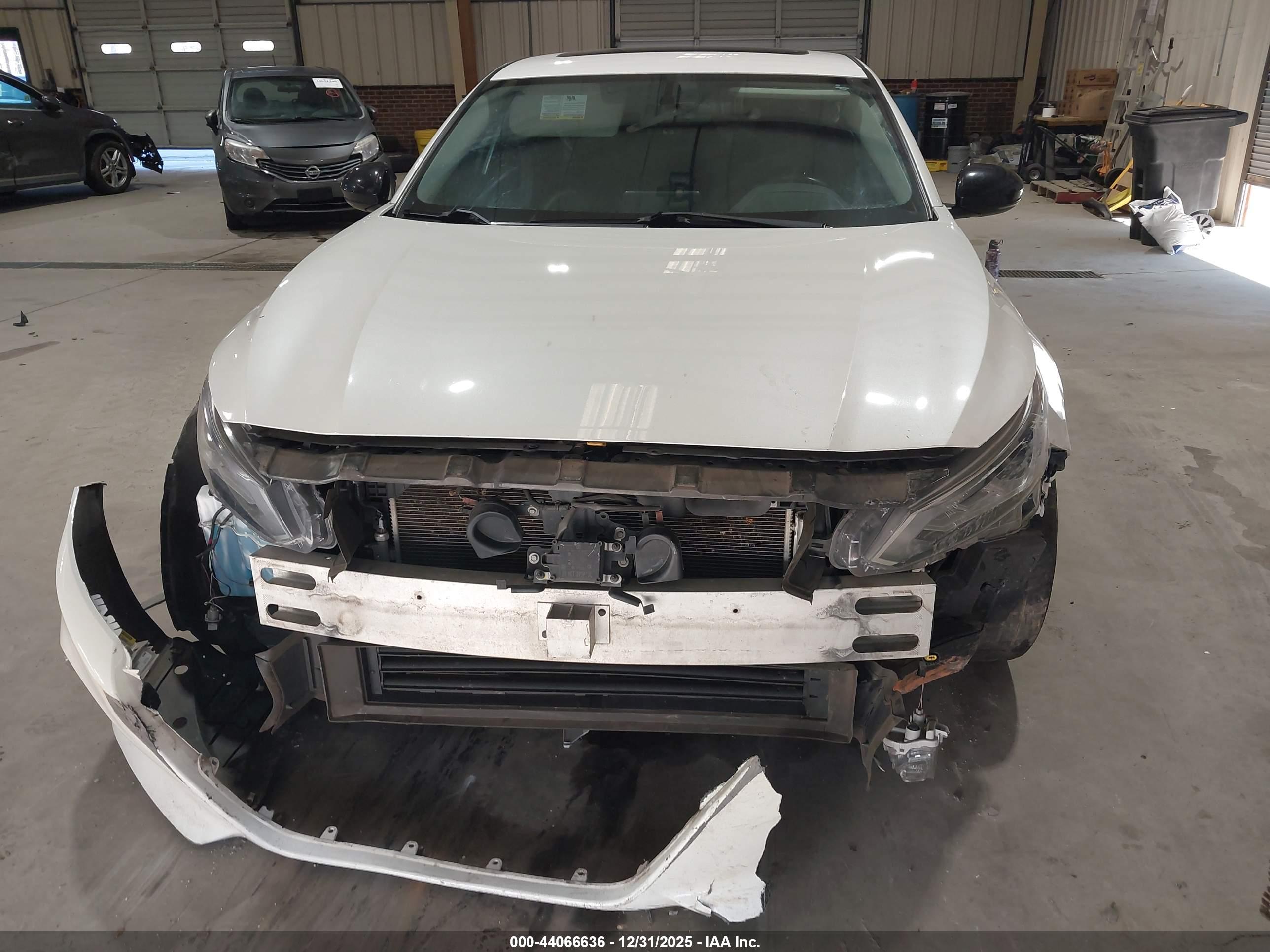 NISSAN ALTIMA image 6