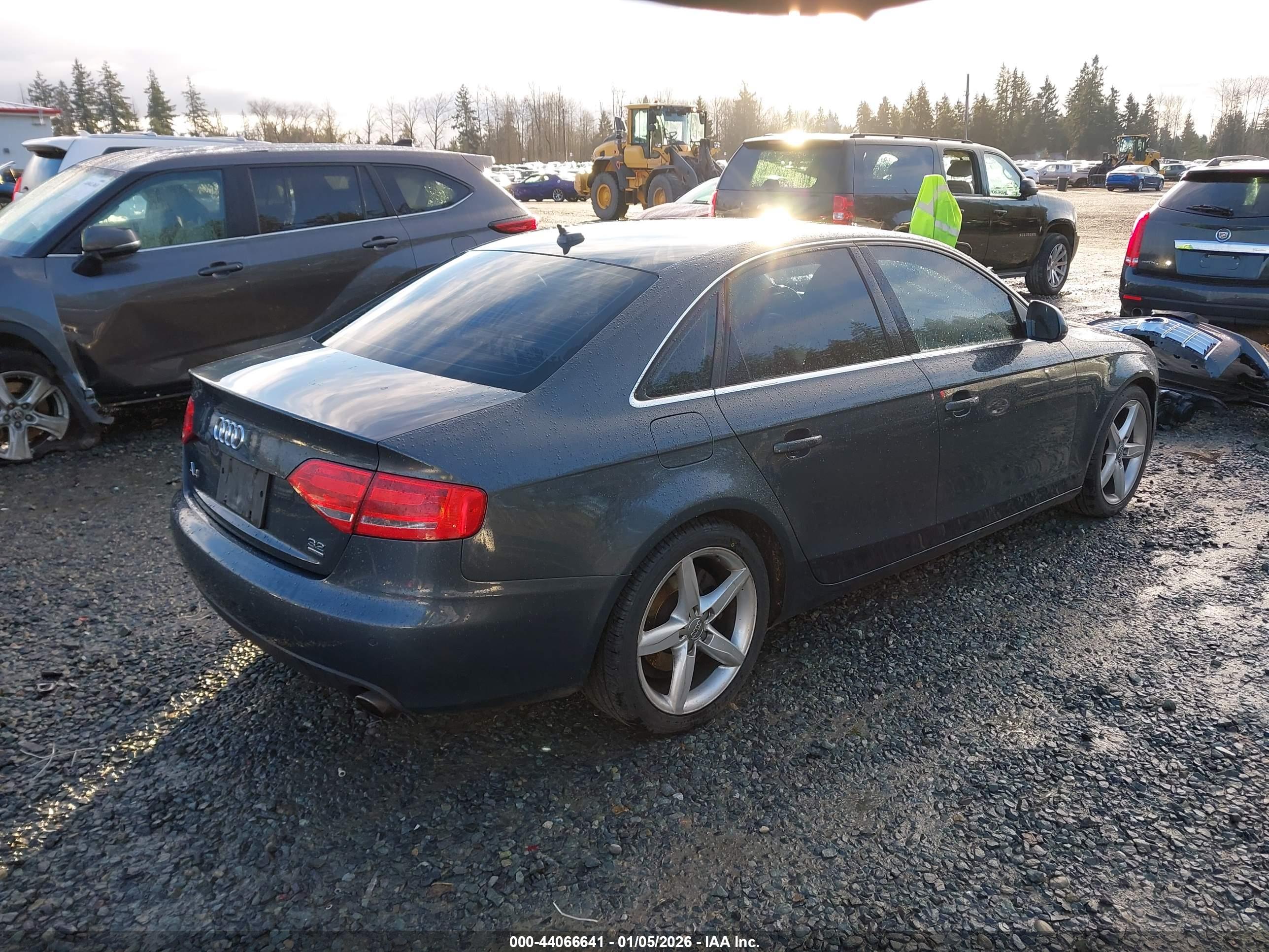 AUDI A4 image 4