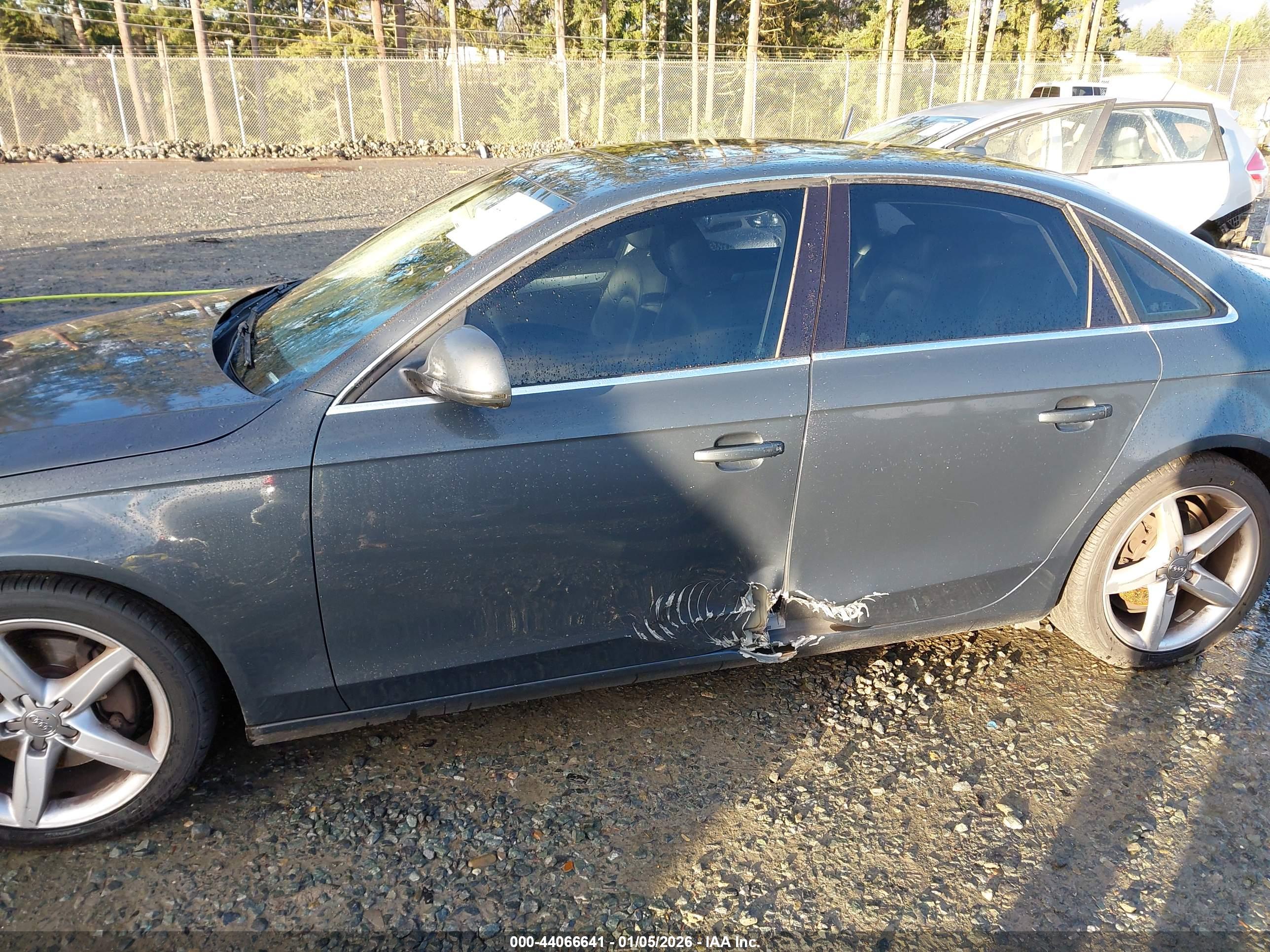 AUDI A4 image 6