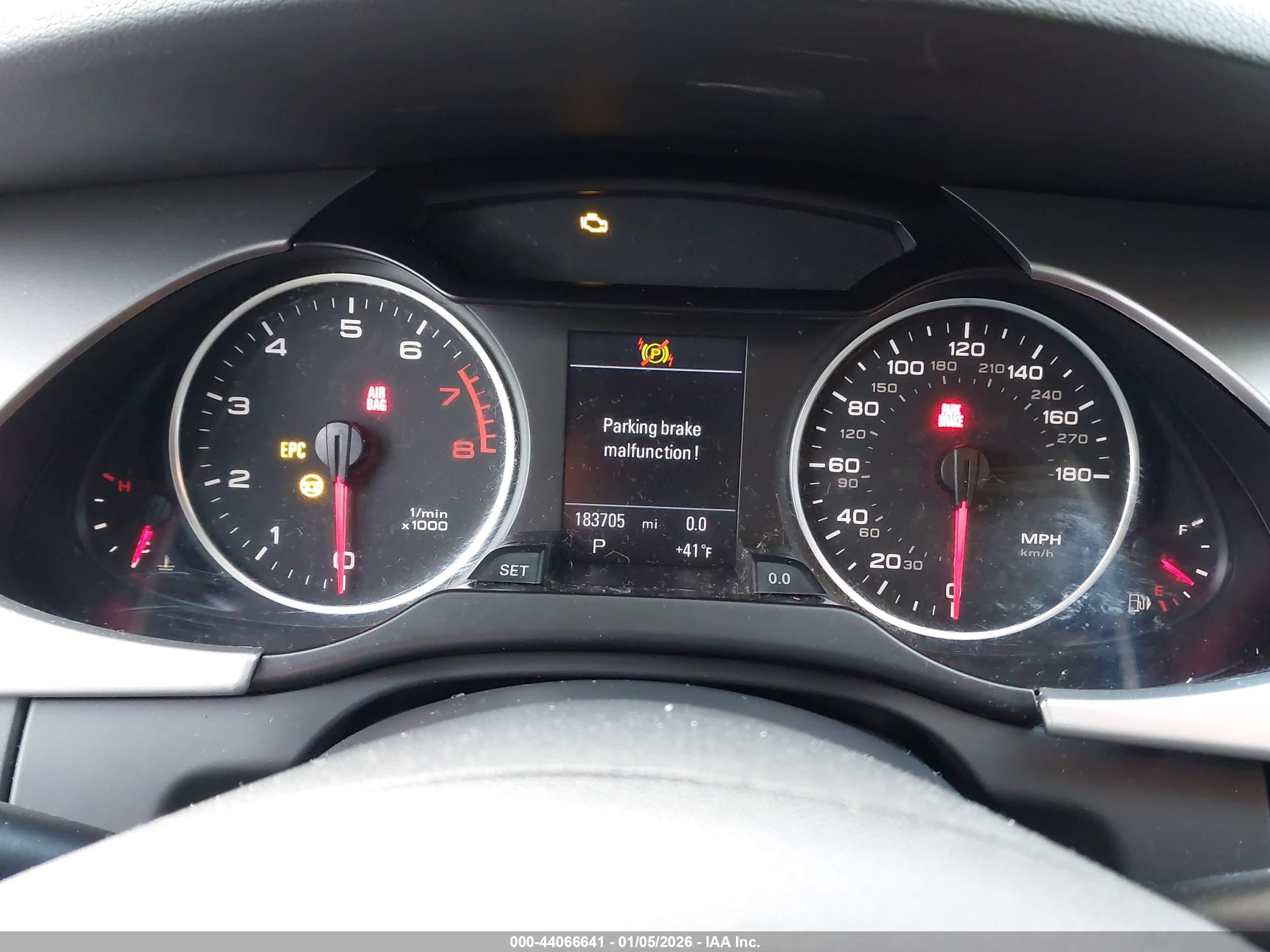 AUDI A4 image 7