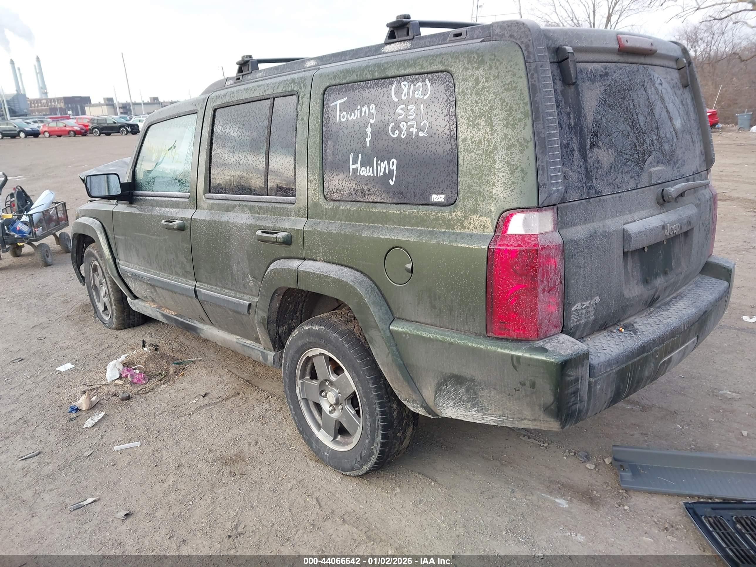 JEEP COMMANDER image 3
