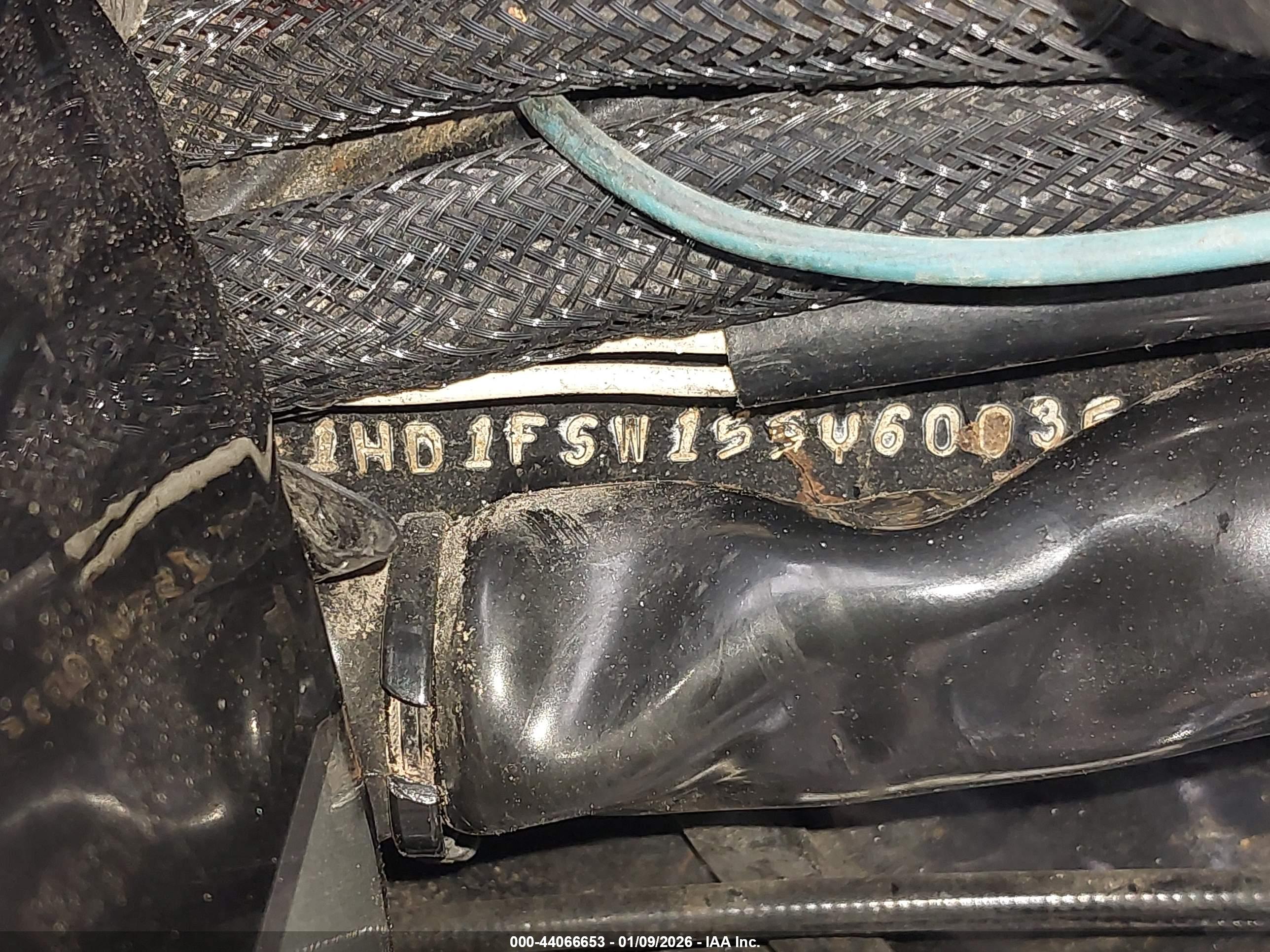 HARLEY-DAVIDSON FLTRI image 10