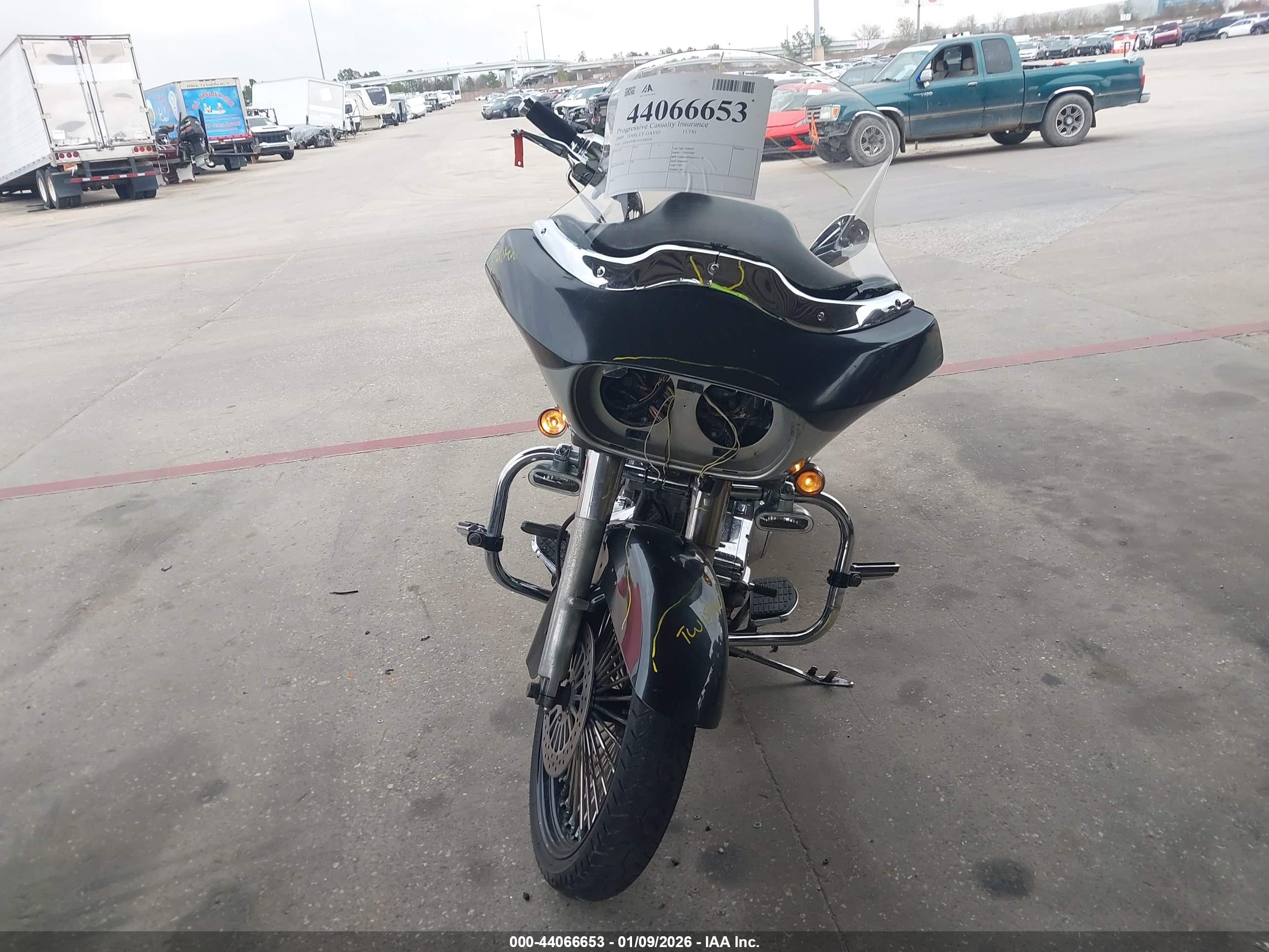 HARLEY-DAVIDSON FLTRI image 5