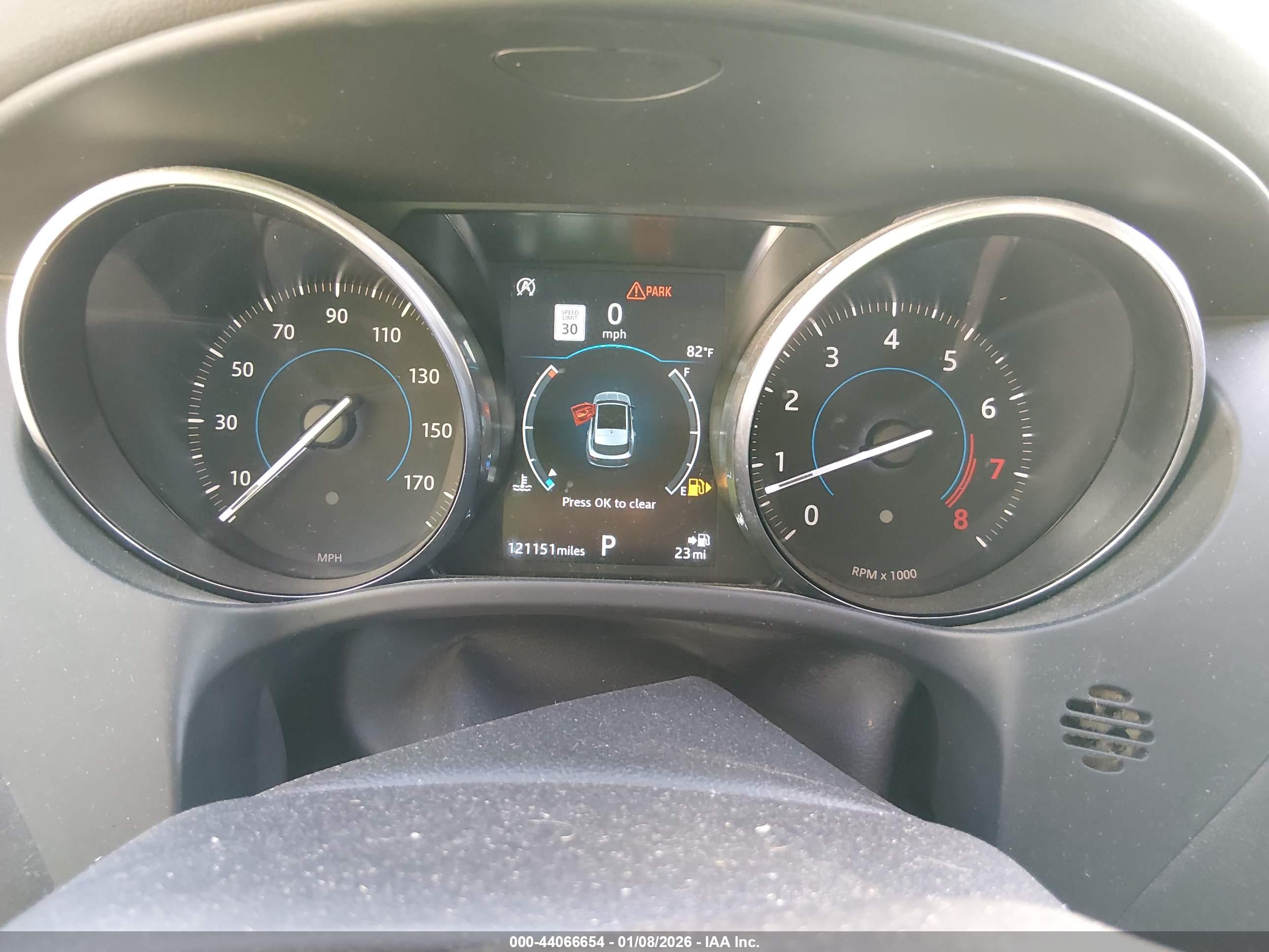 JAGUAR F-PACE image 7