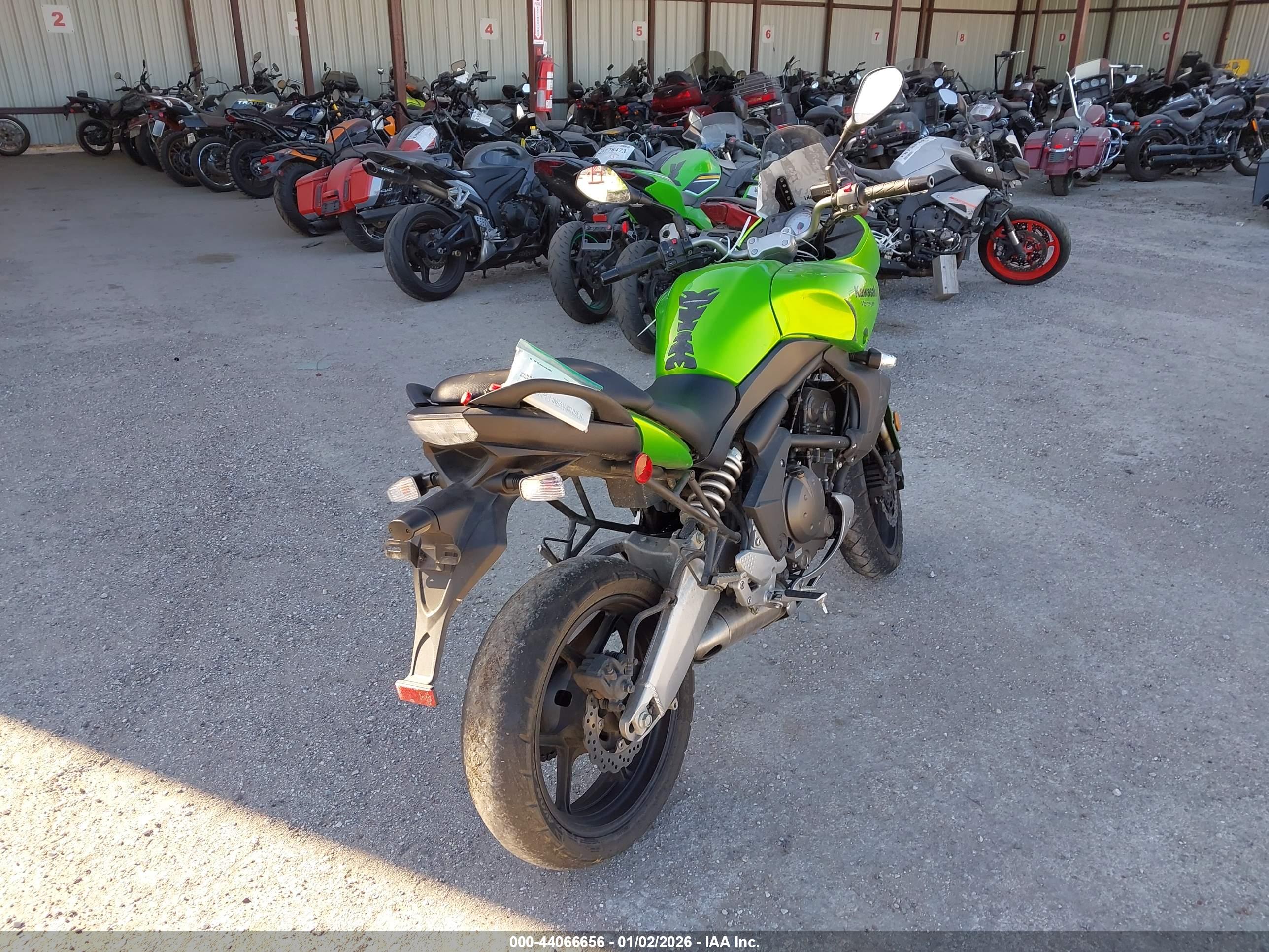 KAWASAKI LE650 image 4