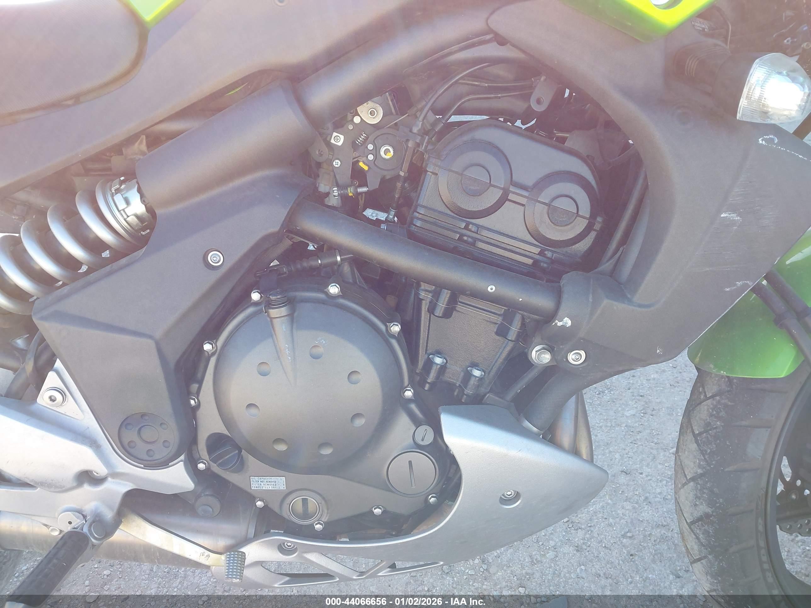 KAWASAKI LE650 image 8