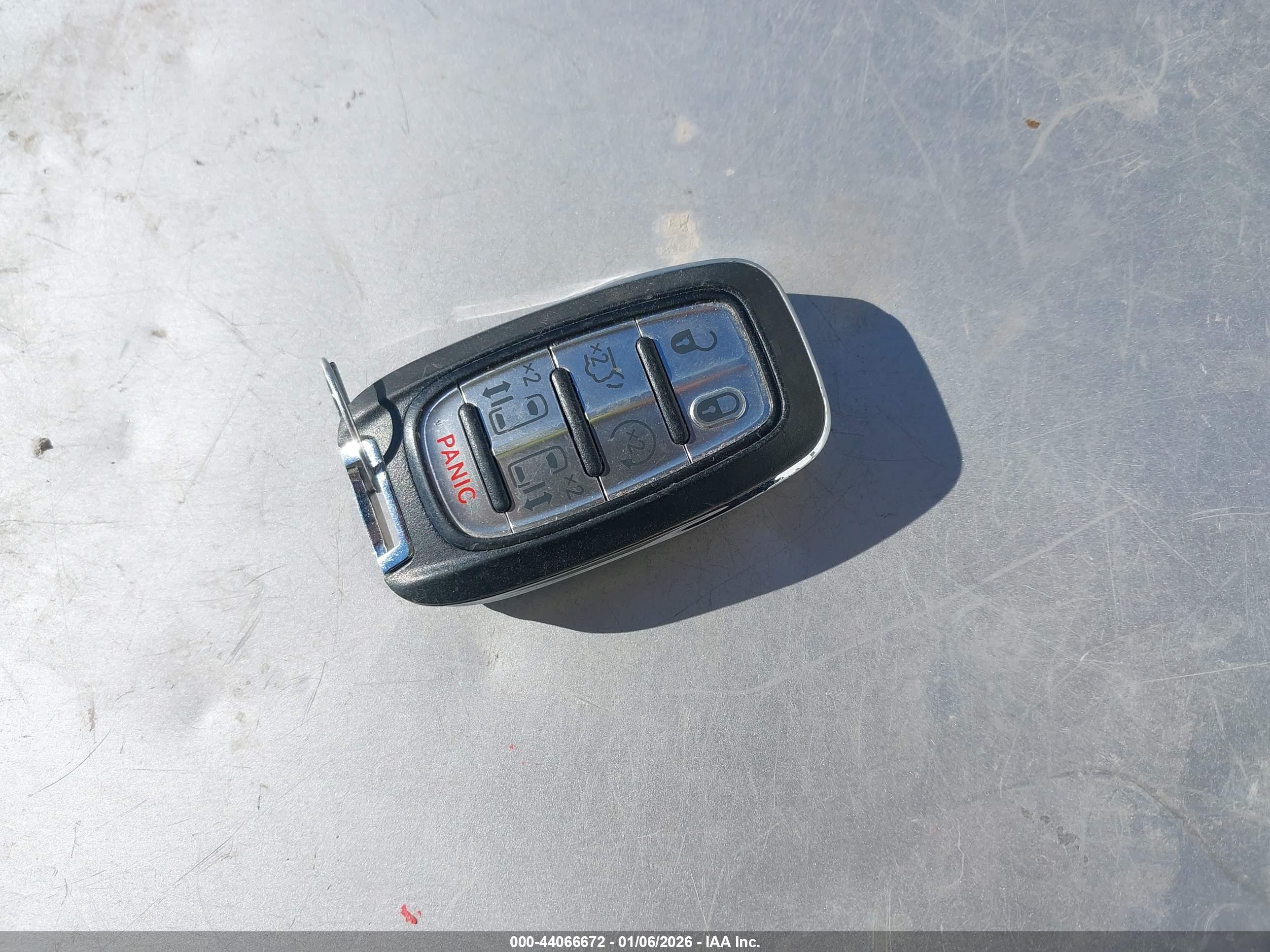 CHRYSLER PACIFICA image 11