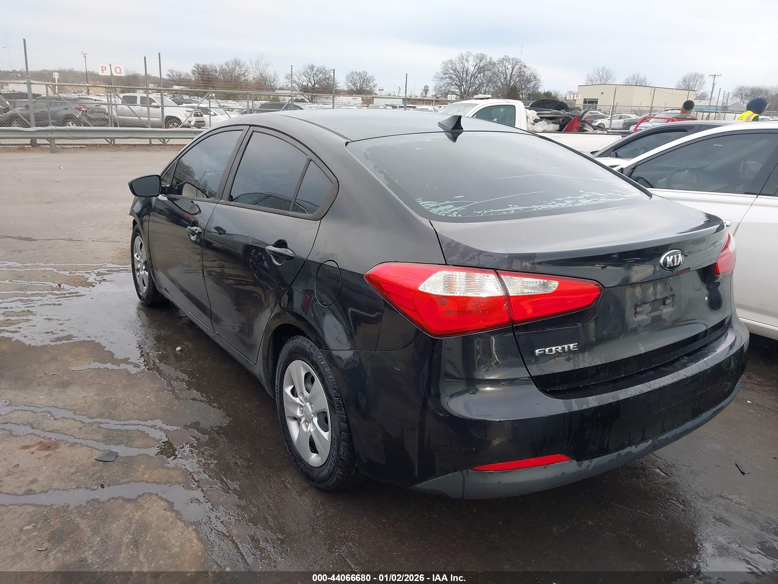 KIA FORTE image 3