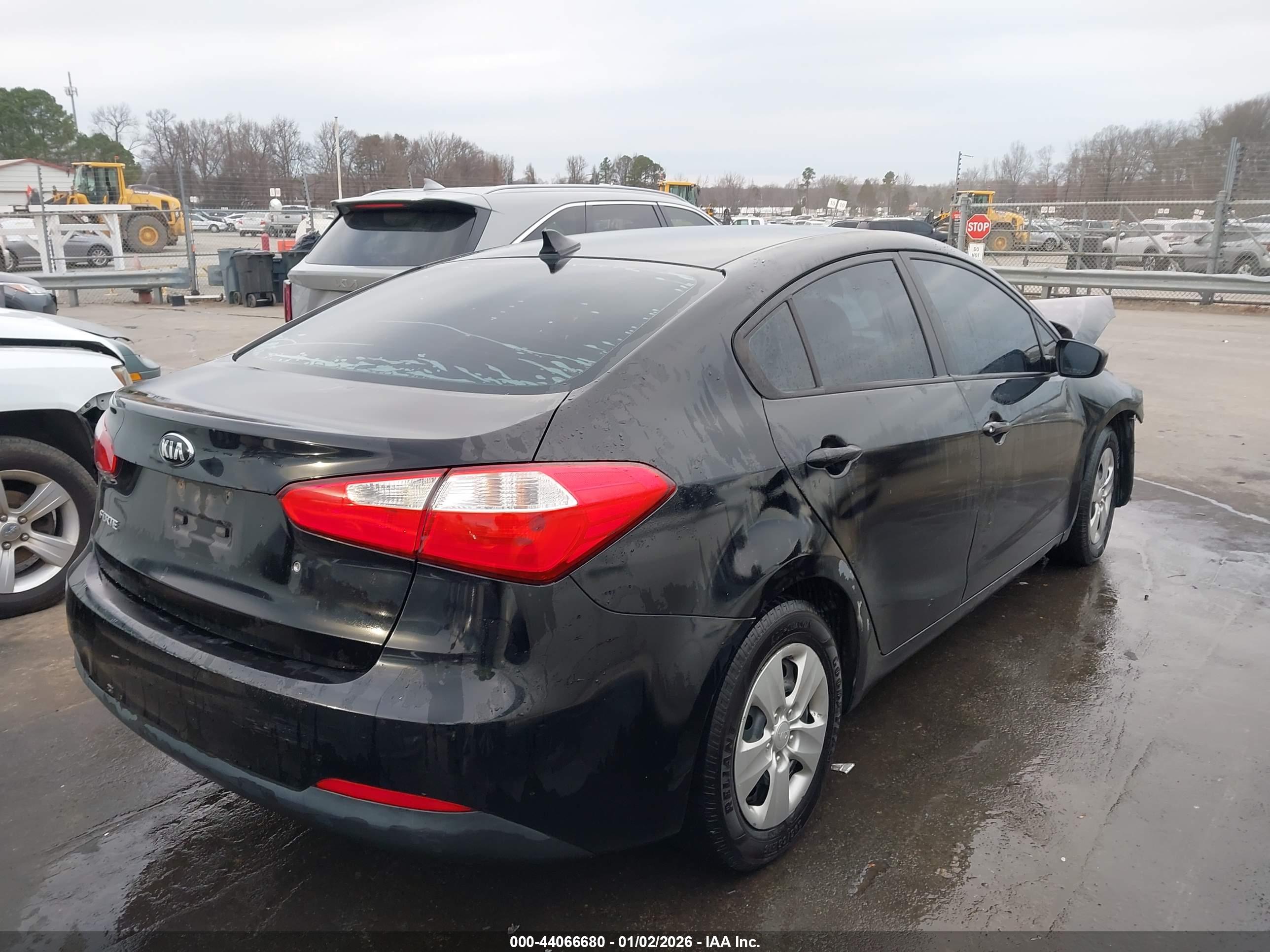KIA FORTE image 4