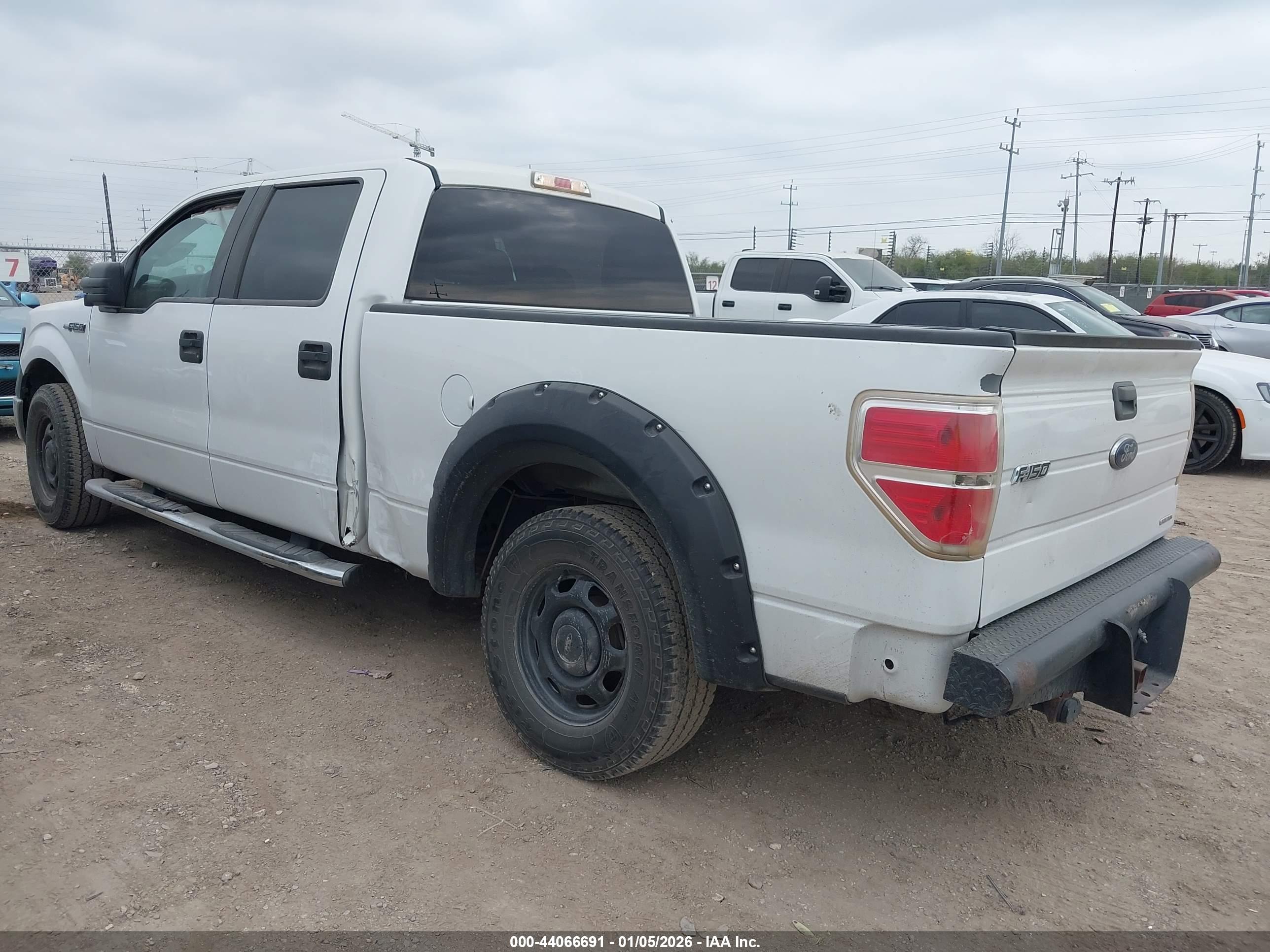 FORD F-150 image 3