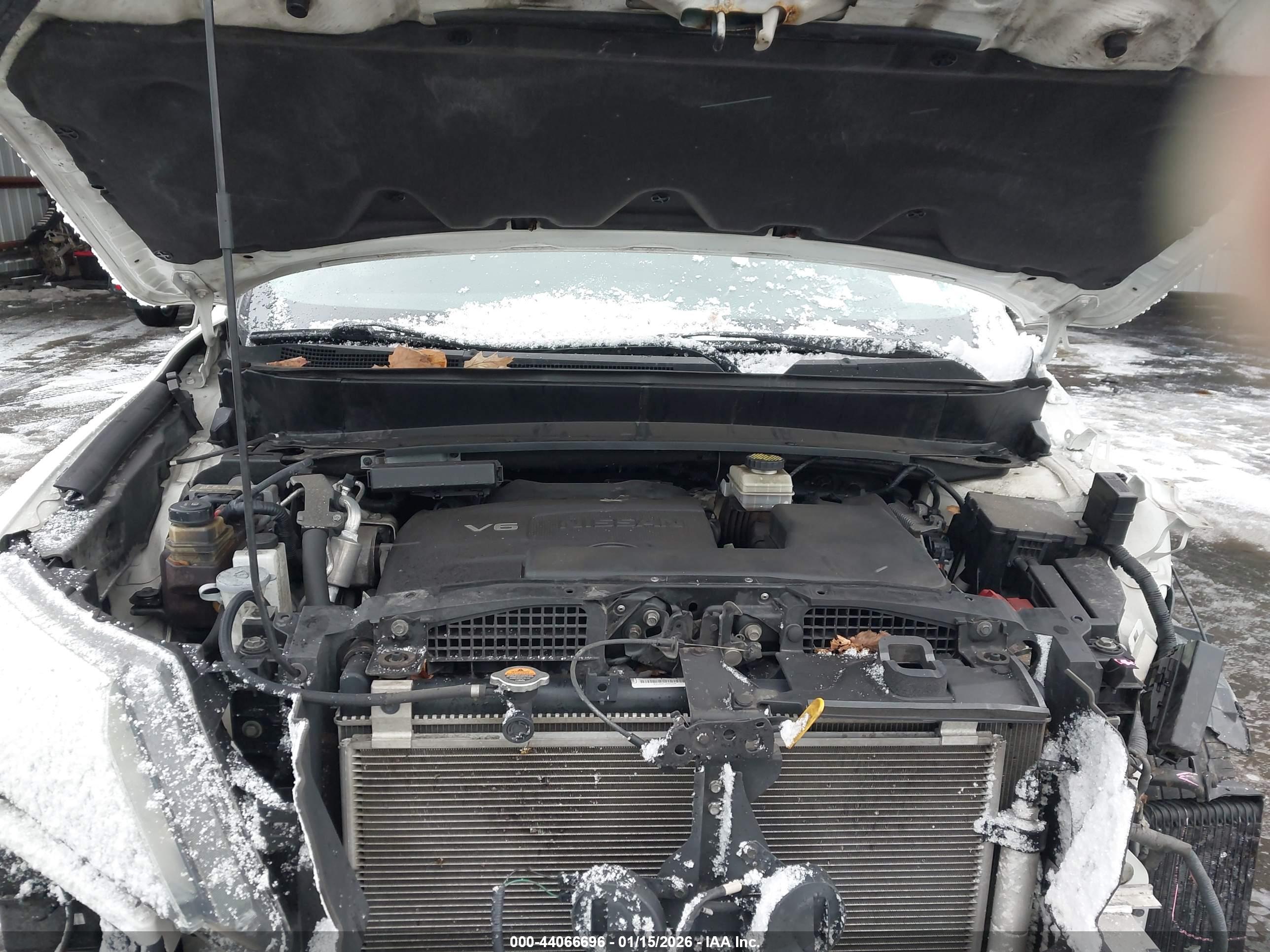 NISSAN PATHFINDER image 10
