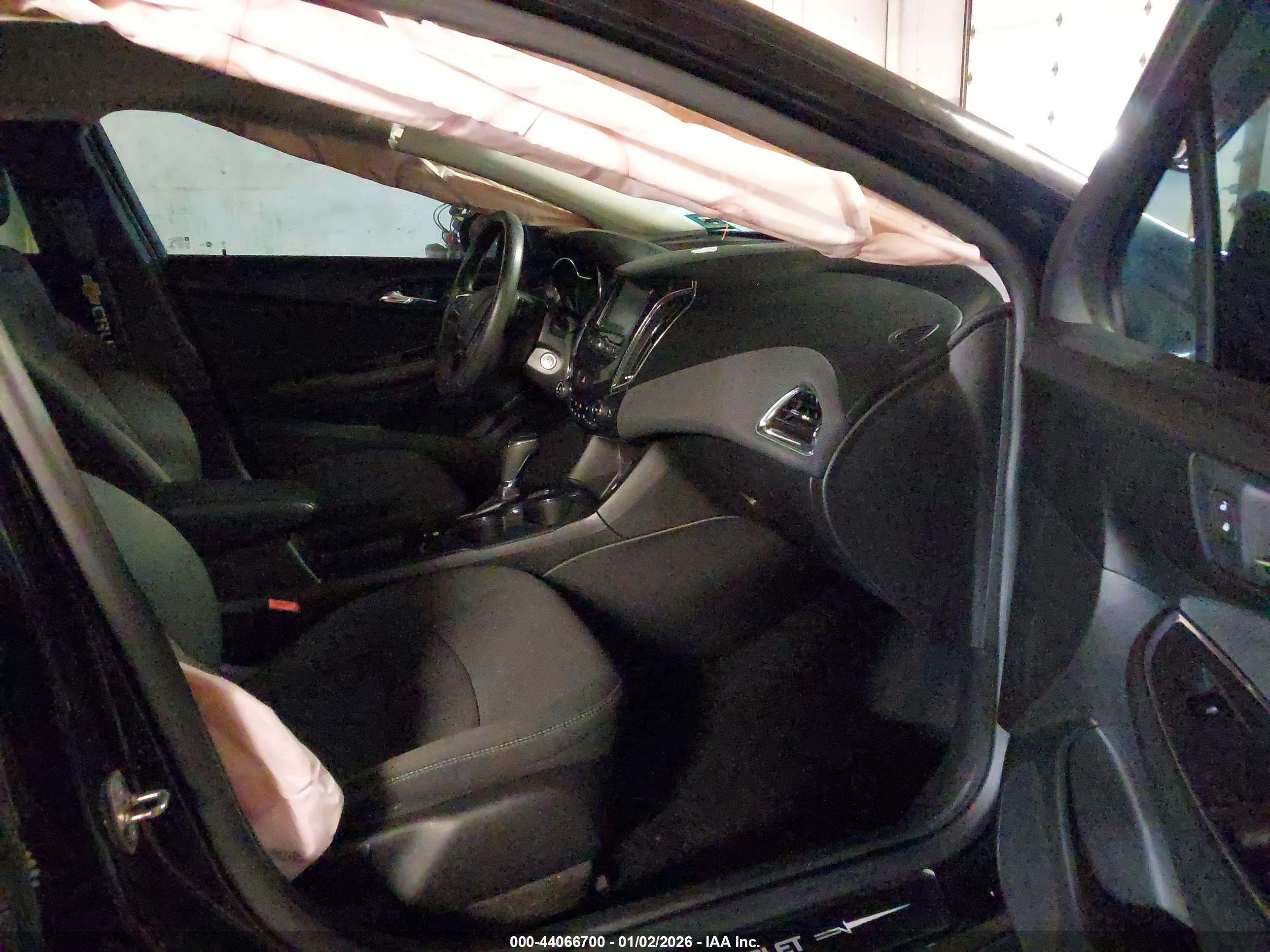 CHEVROLET CRUZE image 5