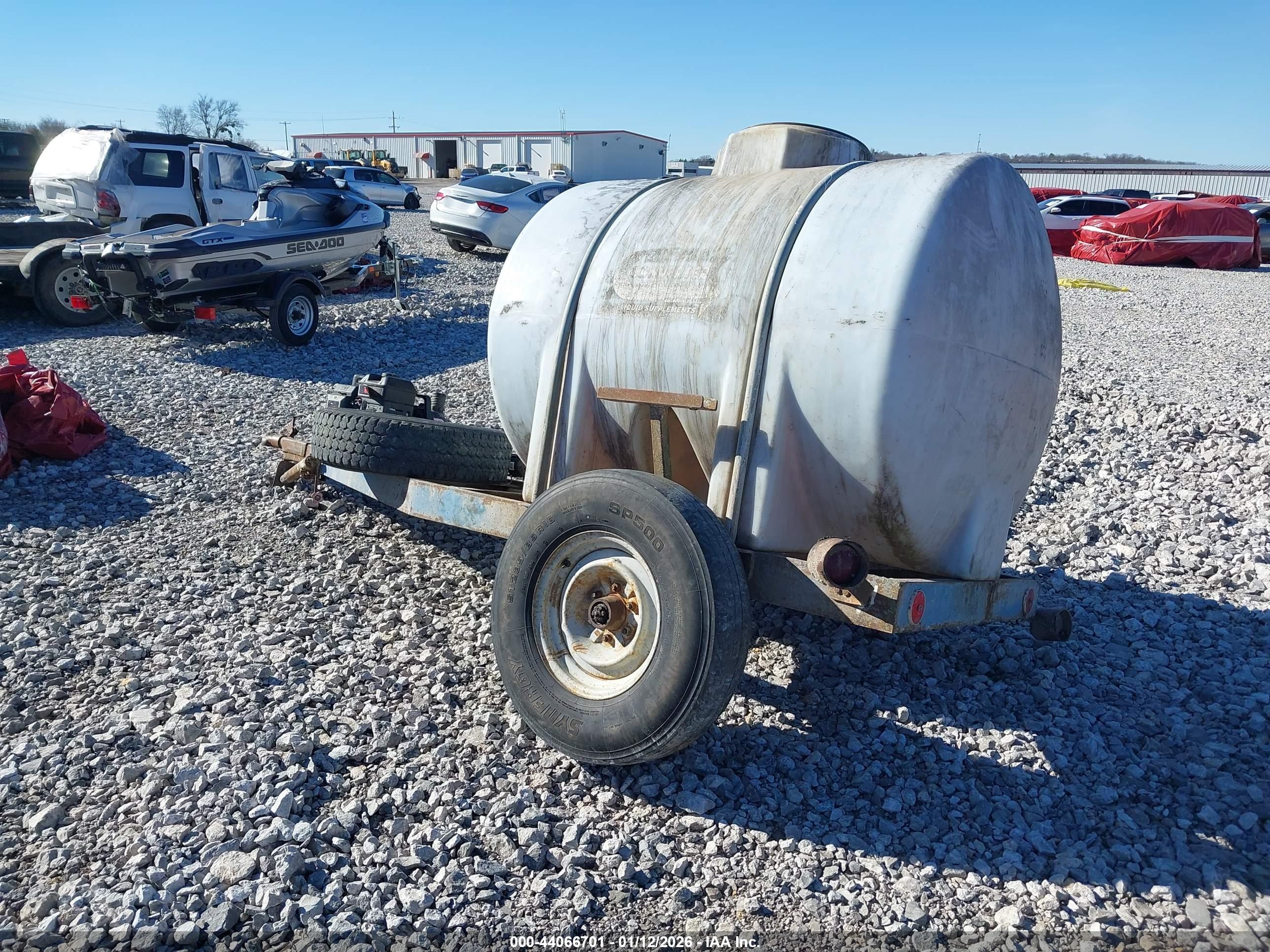 FEED TRAILER image 3