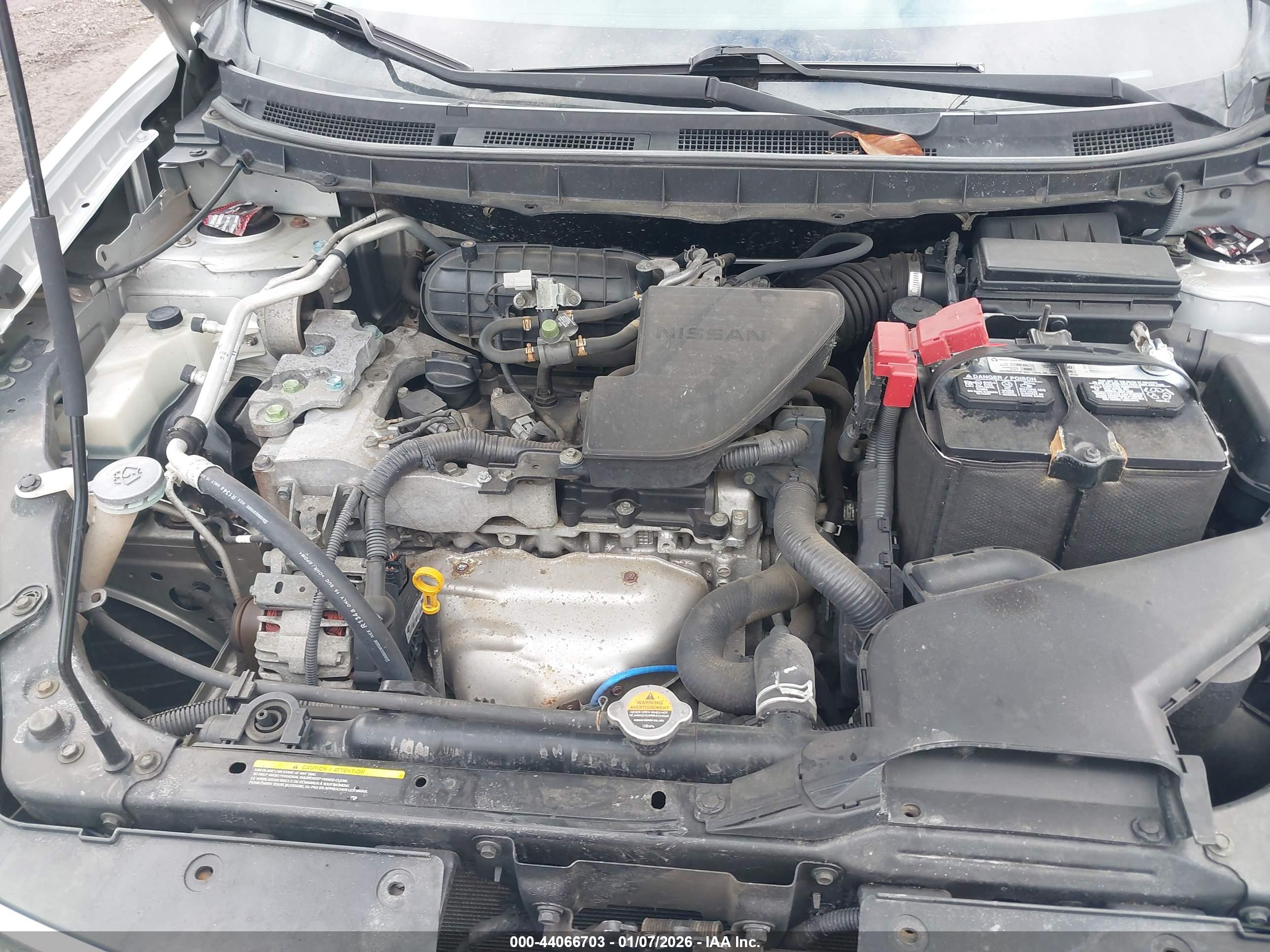 NISSAN ROGUE image 10