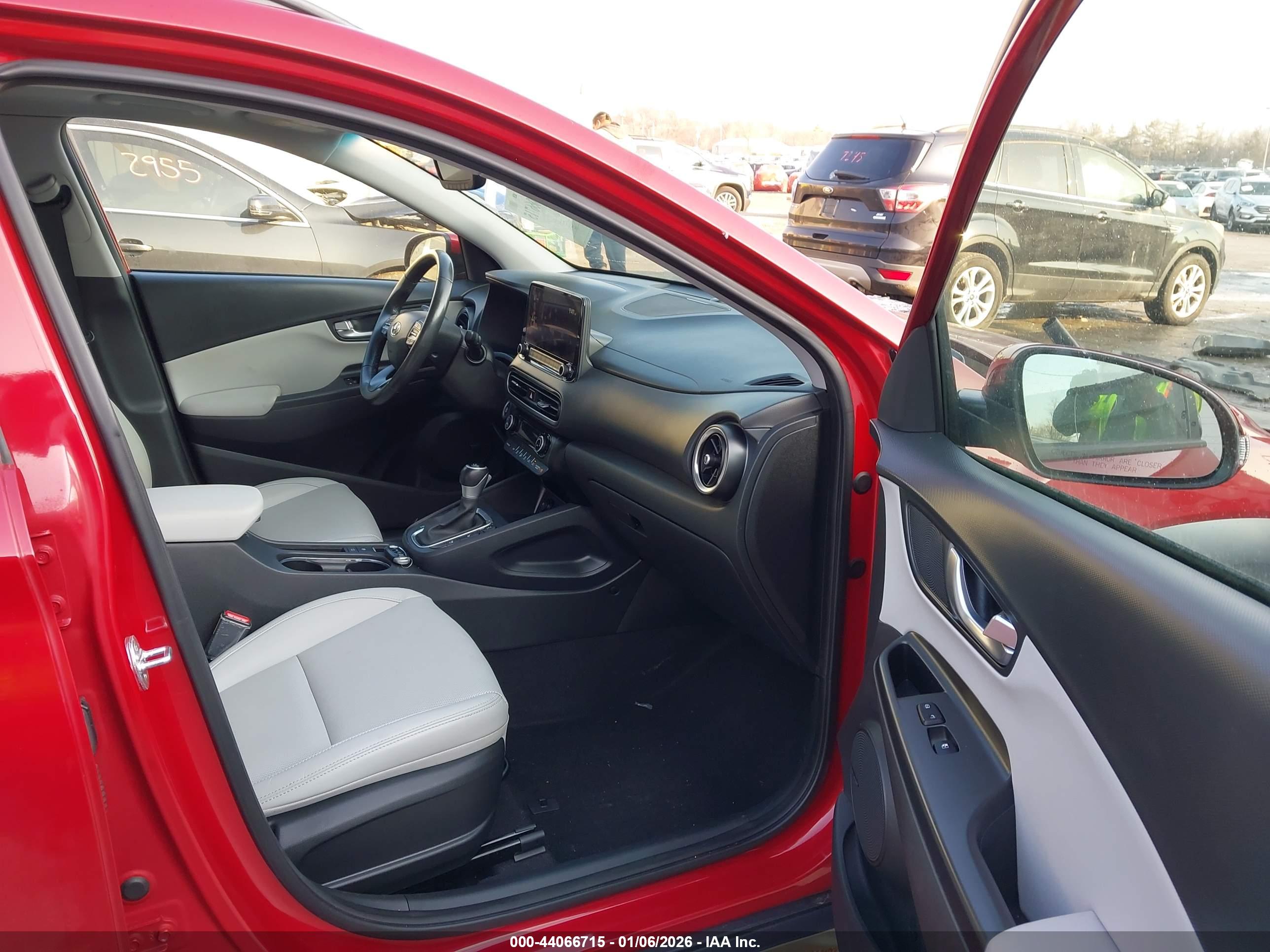 HYUNDAI KONA image 5
