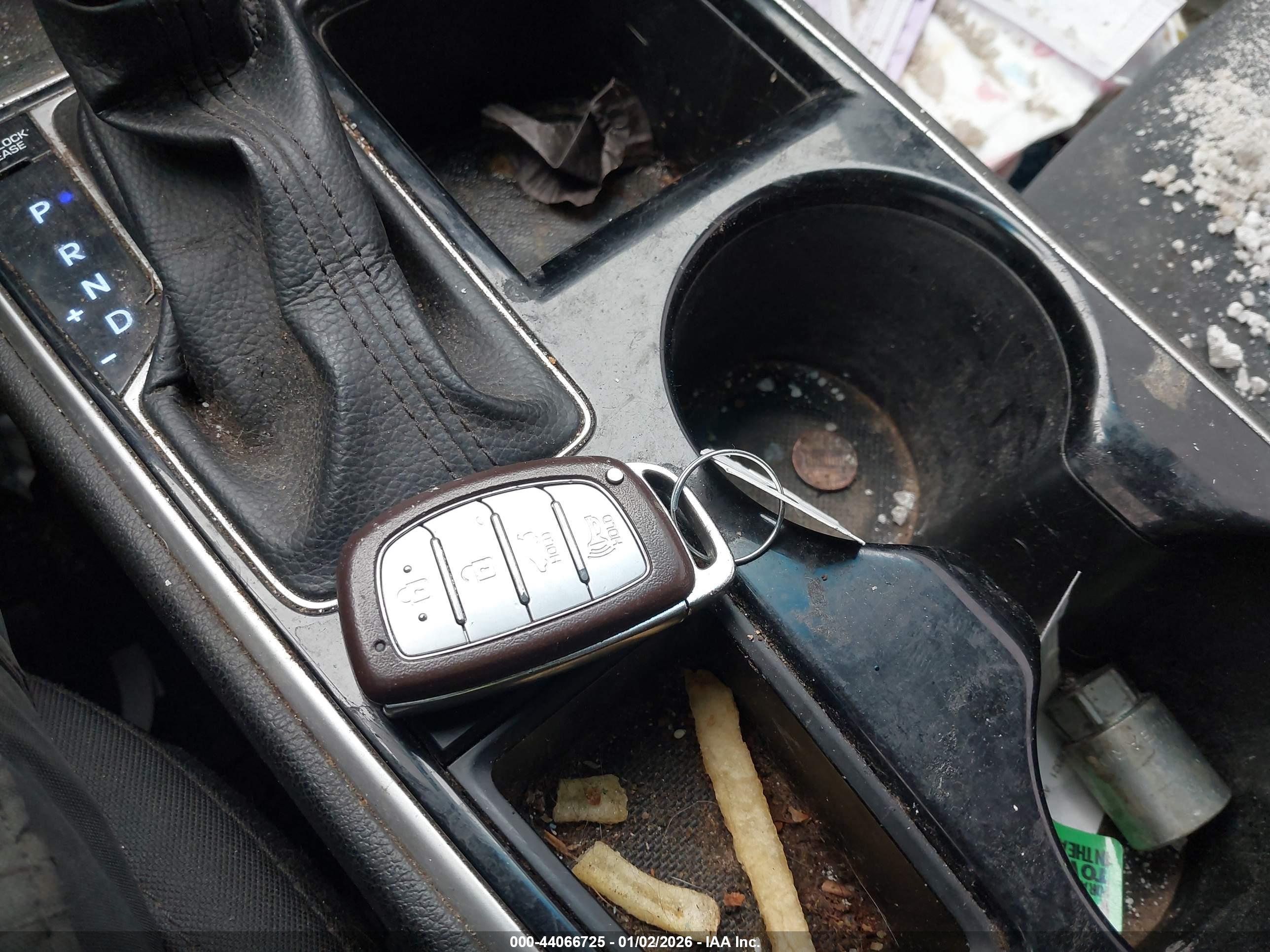 HYUNDAI SONATA image 11
