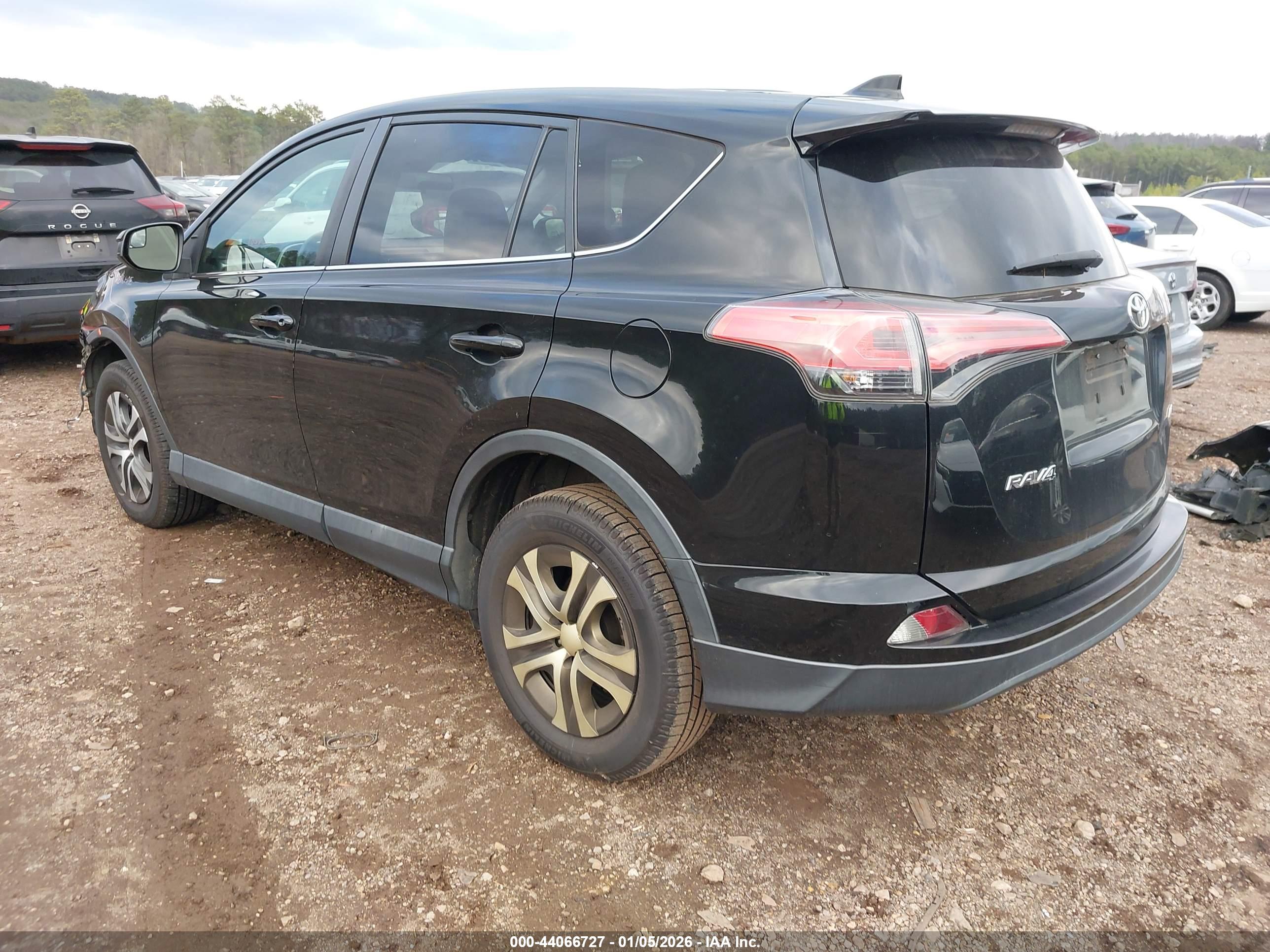 TOYOTA RAV4 image 3
