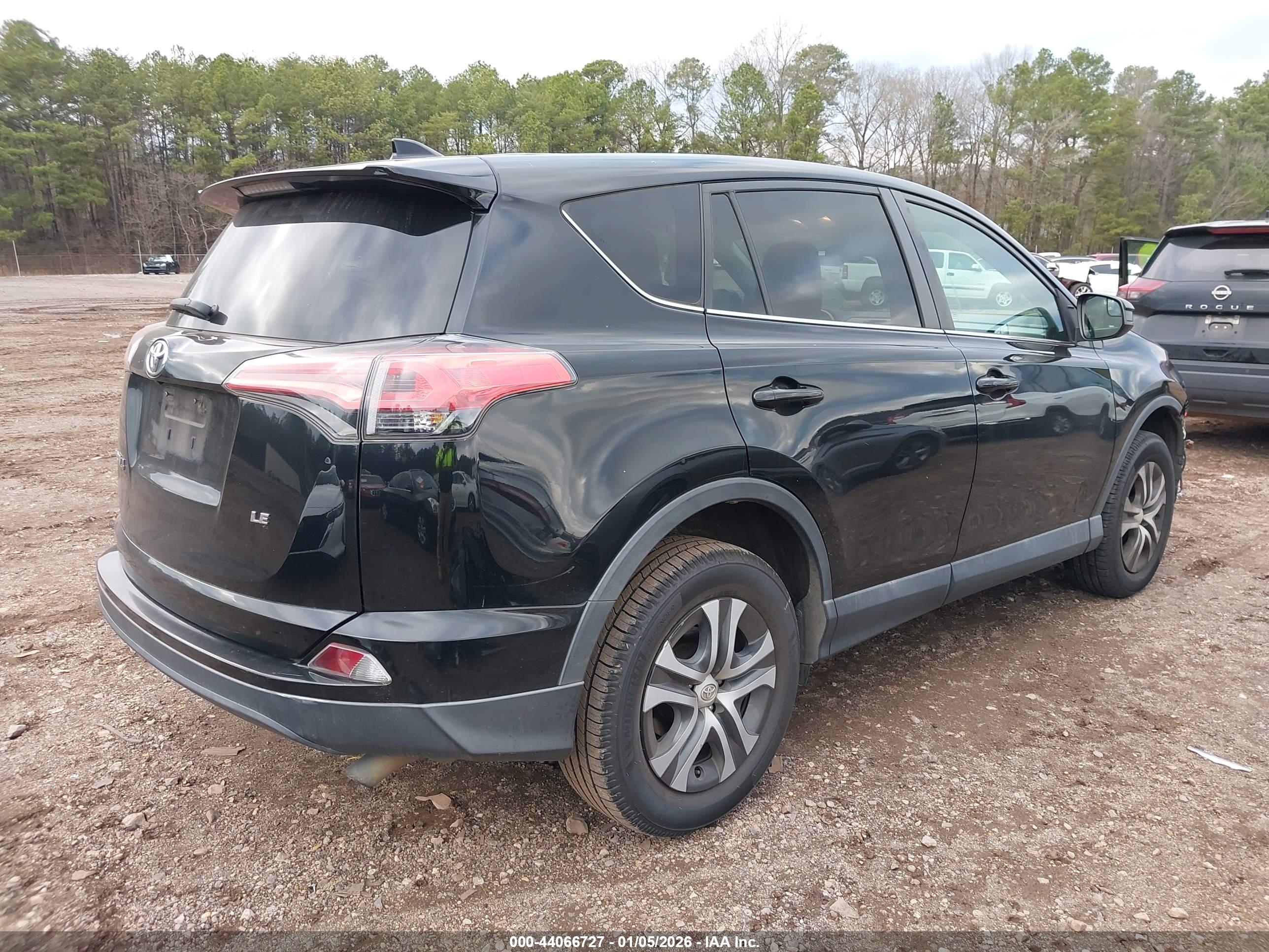 TOYOTA RAV4 image 4