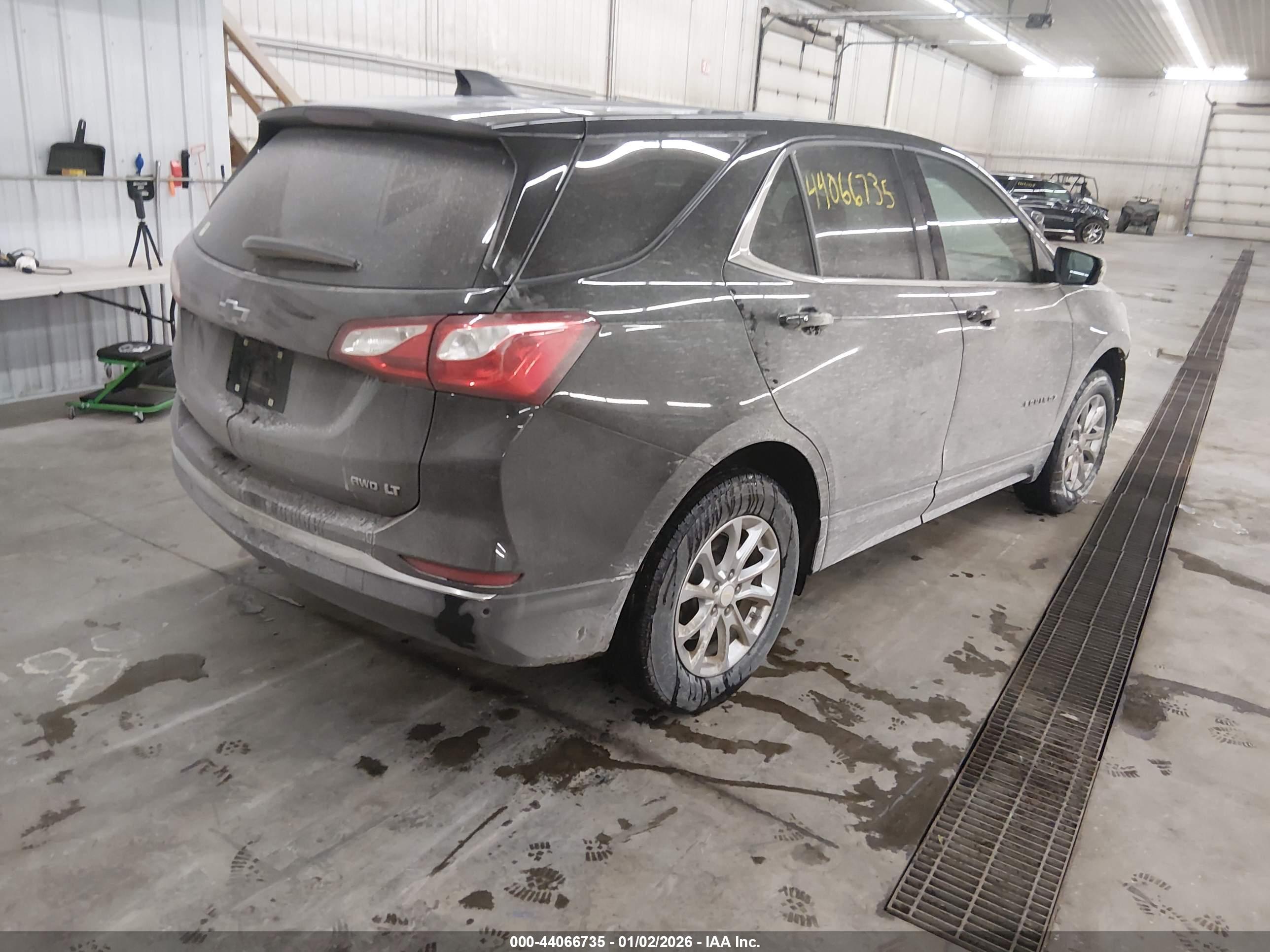CHEVROLET EQUINOX image 4