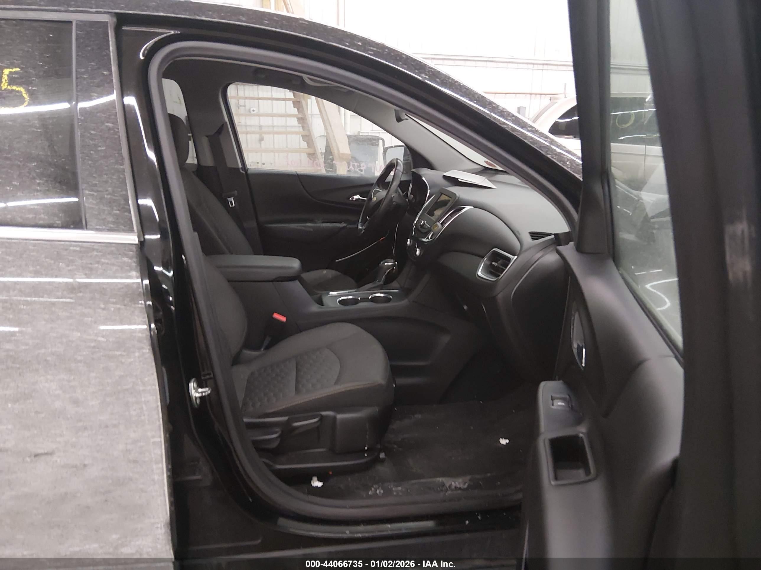 CHEVROLET EQUINOX image 5