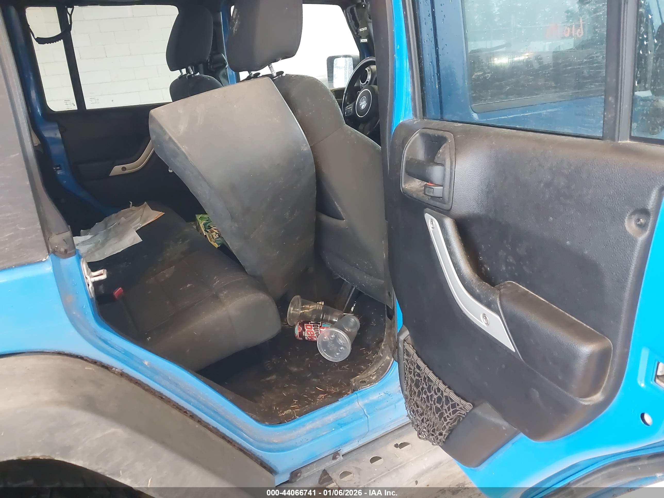 JEEP WRANGLER image 8